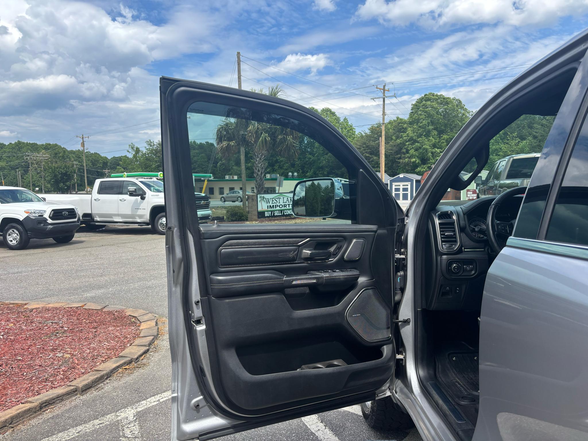 RAM 1500 Limited 4x4 Crew Cab 5'7" Box 2019