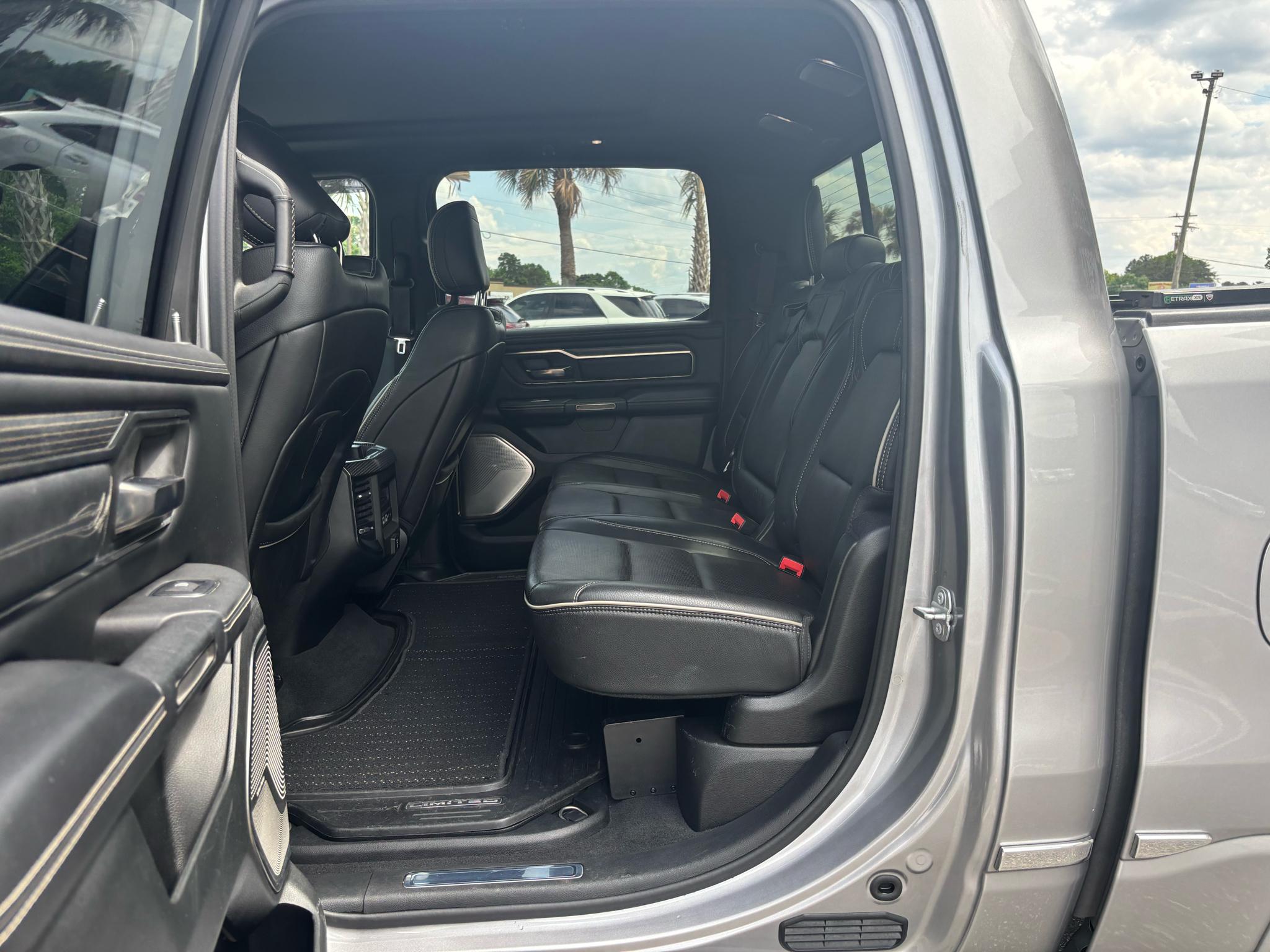 RAM 1500 Limited 4x4 Crew Cab 5'7" Box 2019