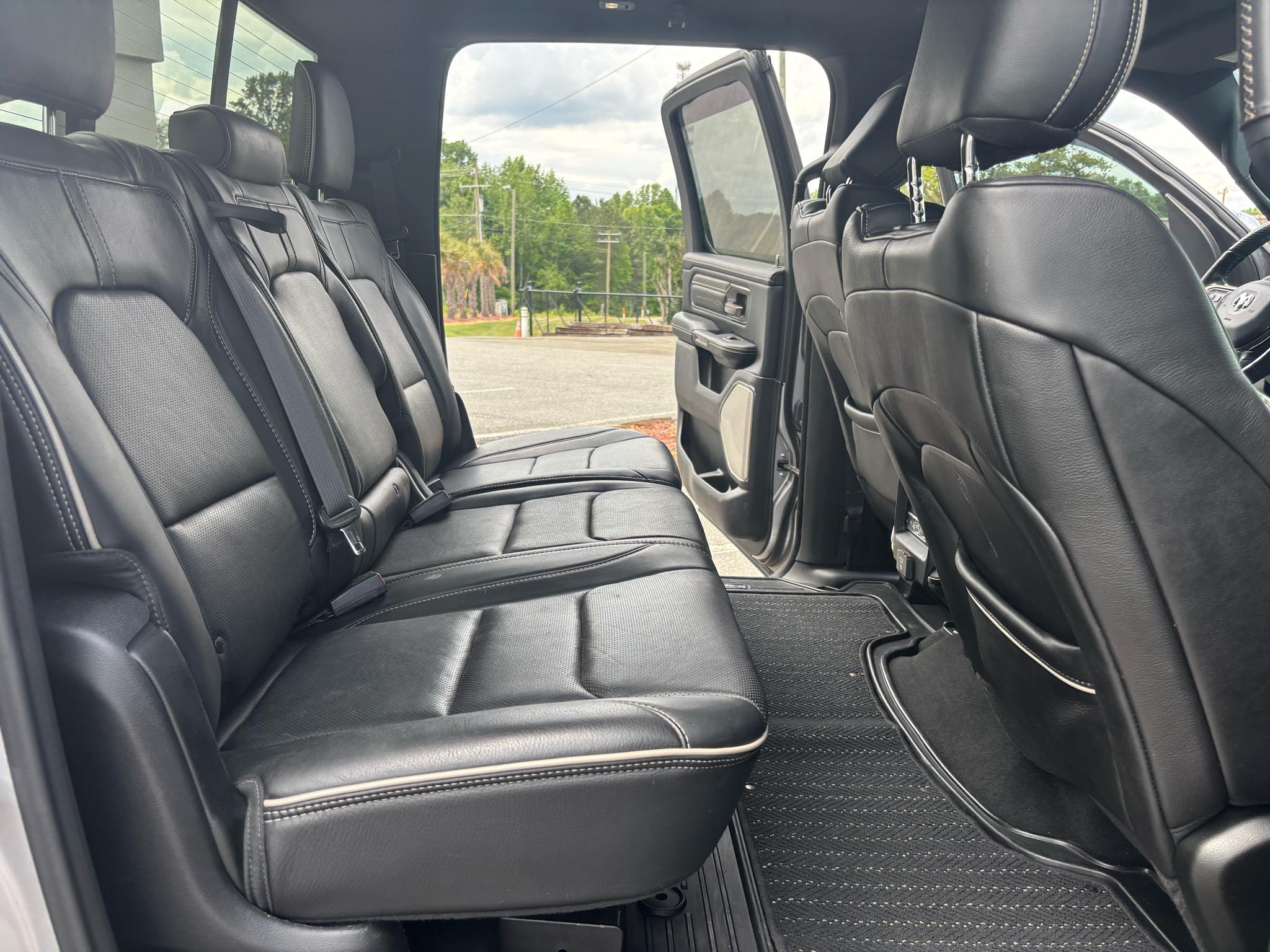 RAM 1500 Limited 4x4 Crew Cab 5'7" Box 2019