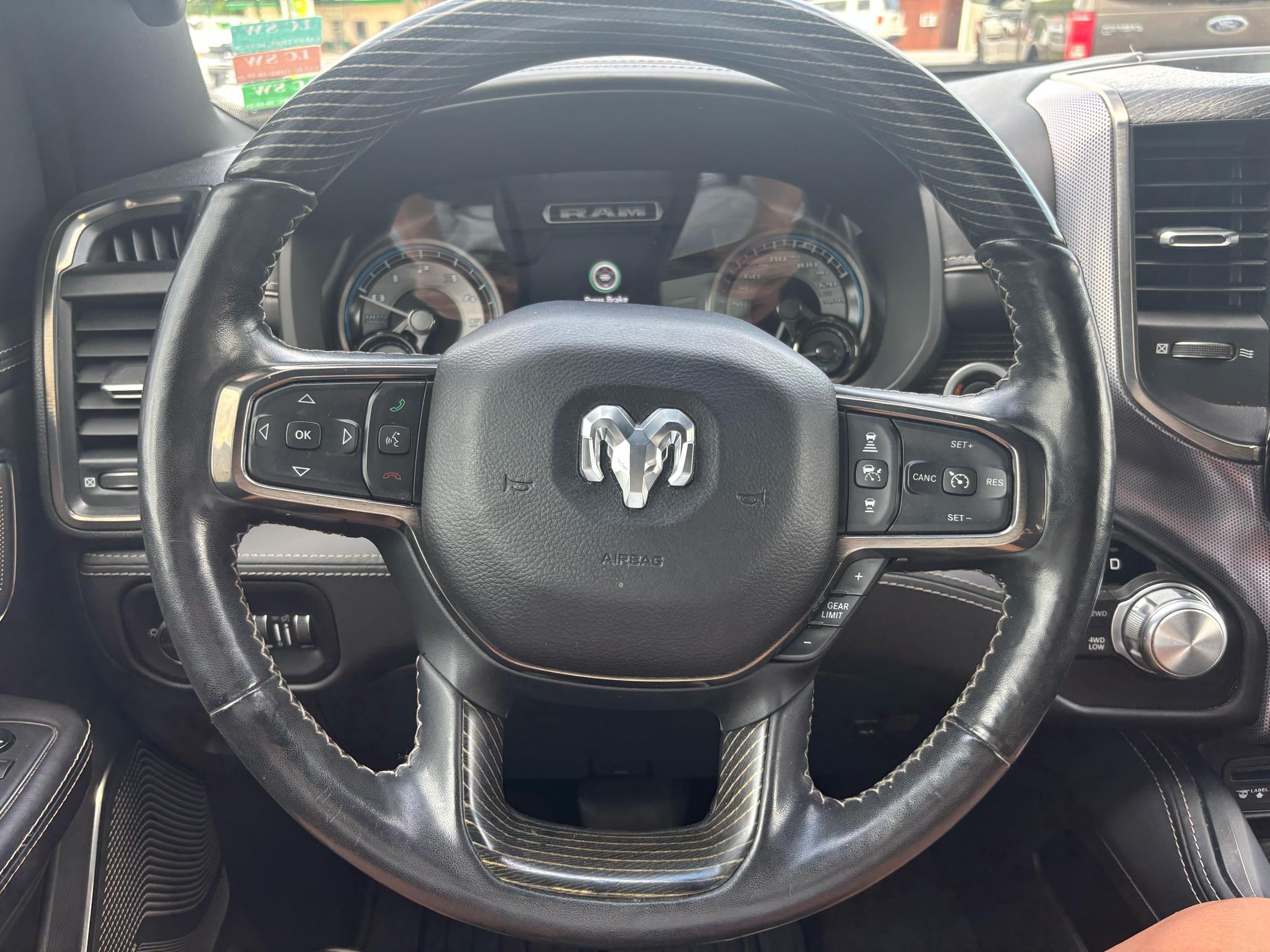 RAM 1500 Limited 4x4 Crew Cab 5'7" Box 2019