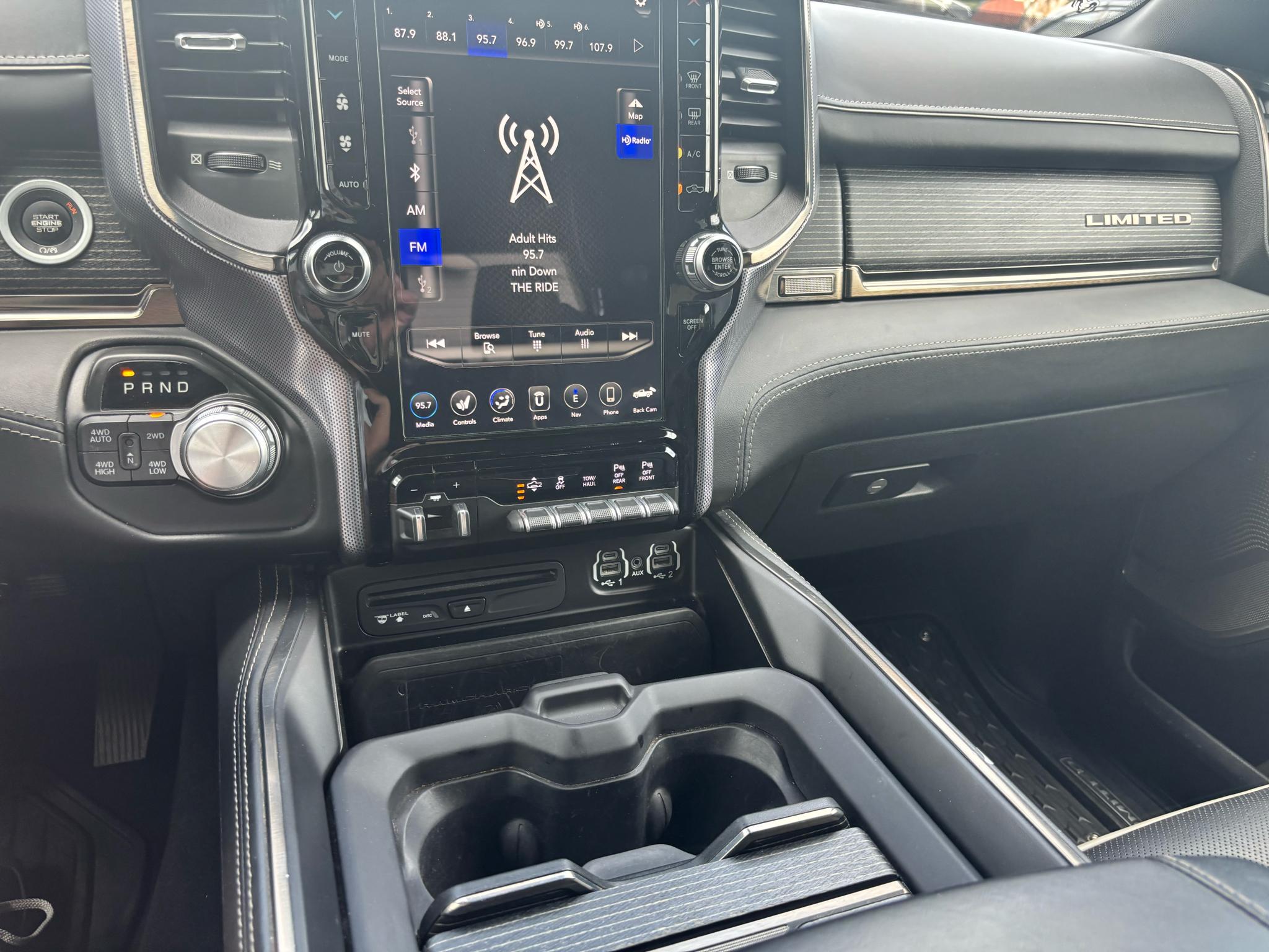 RAM 1500 Limited 4x4 Crew Cab 5'7" Box 2019