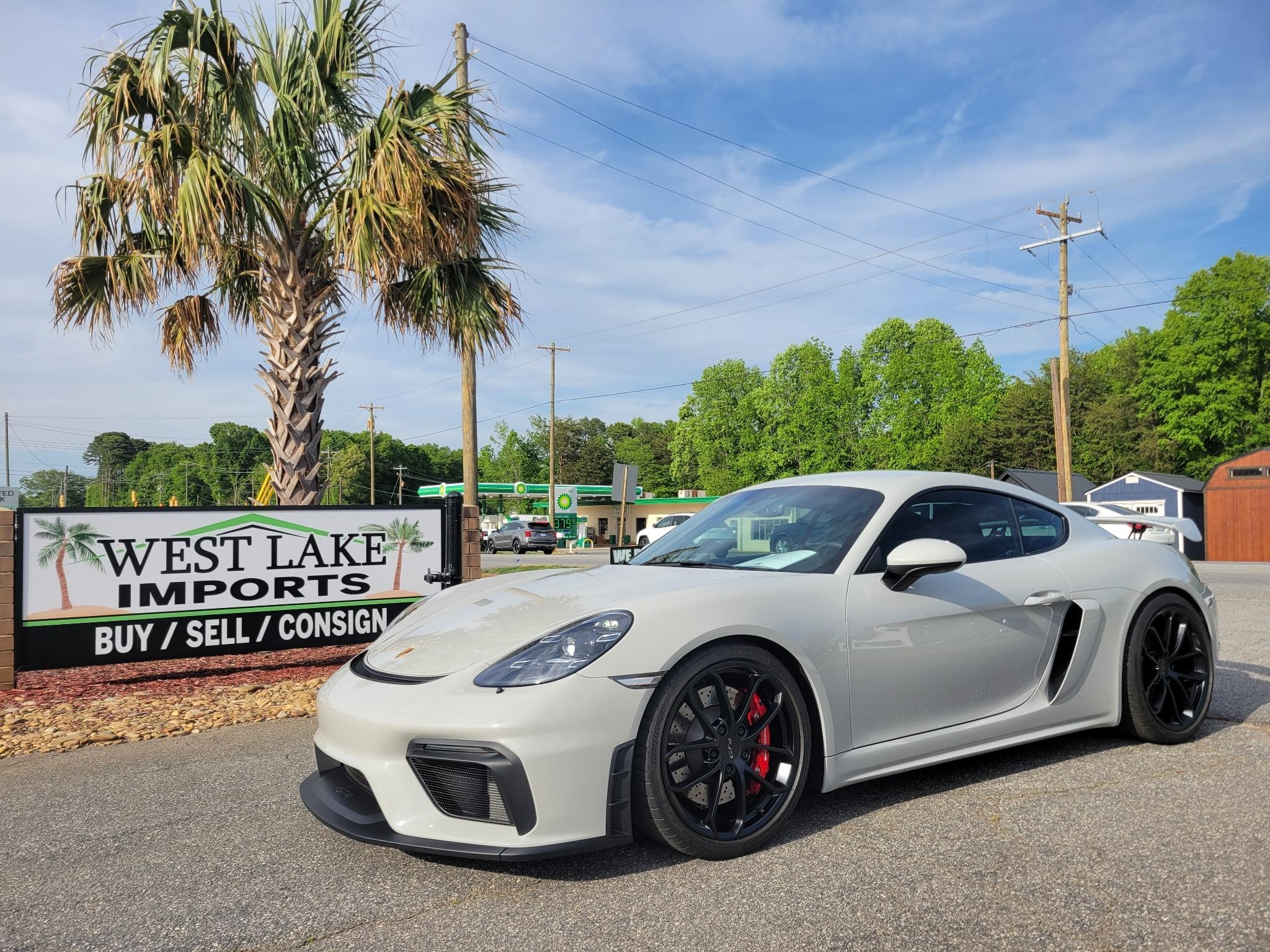 2022 Porsche 718 Cayman GT4 Coupe