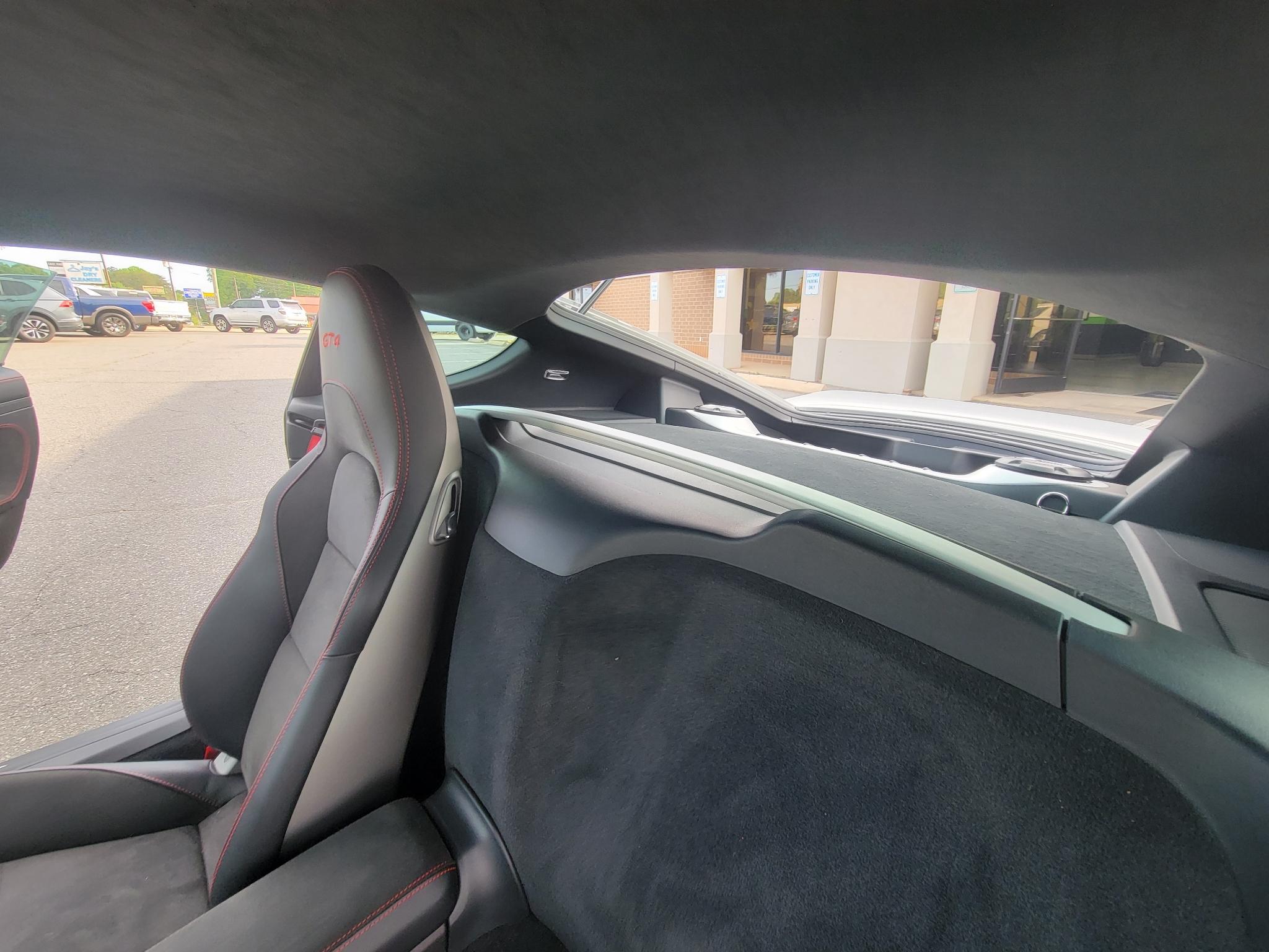 Porsche 718 Cayman GT4 Coupe 2022