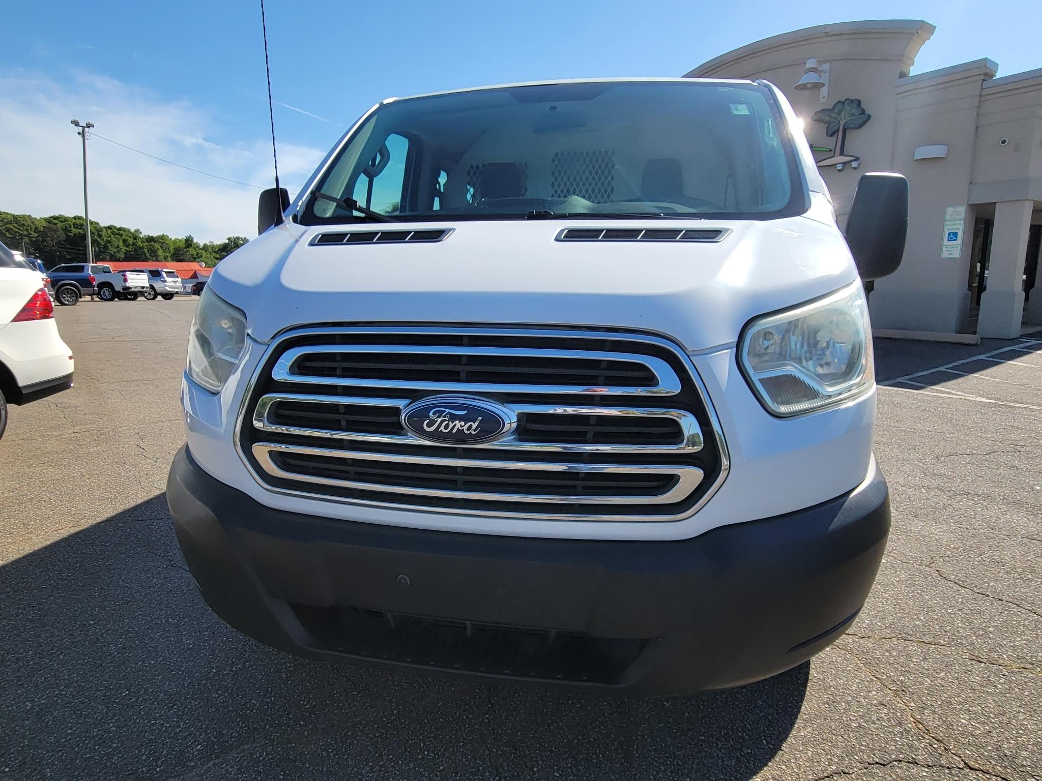 Ford Transit Cargo Van T-250 130" Low Rf 9000 GVWR Swing-Out RH Dr 2015