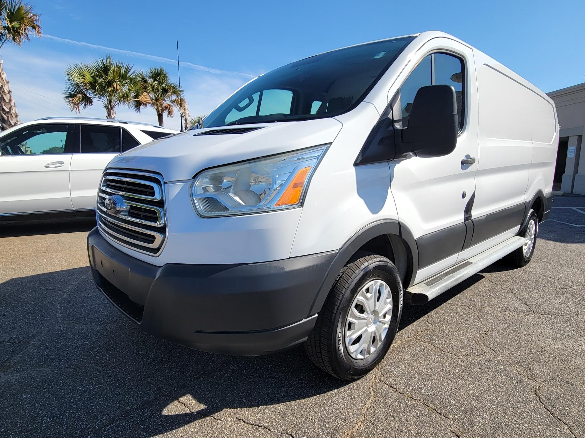 Ford Transit Cargo Van T-250 130" Low Rf 9000 GVWR Swing-Out RH Dr 2015