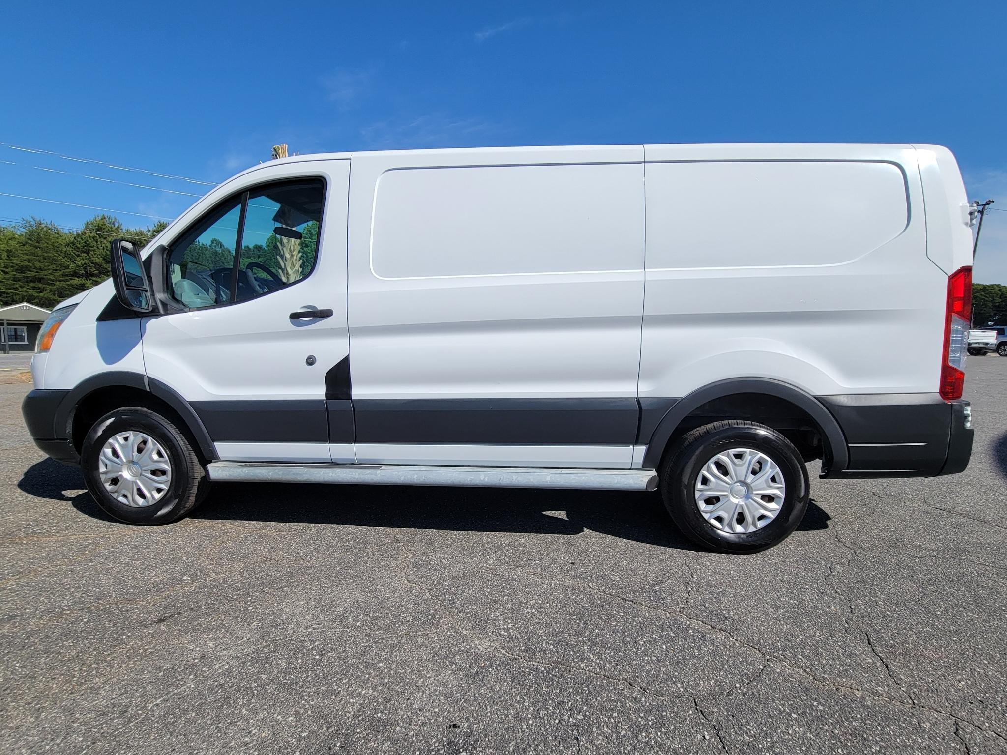 Ford Transit Cargo Van T-250 130" Low Rf 9000 GVWR Swing-Out RH Dr 2015