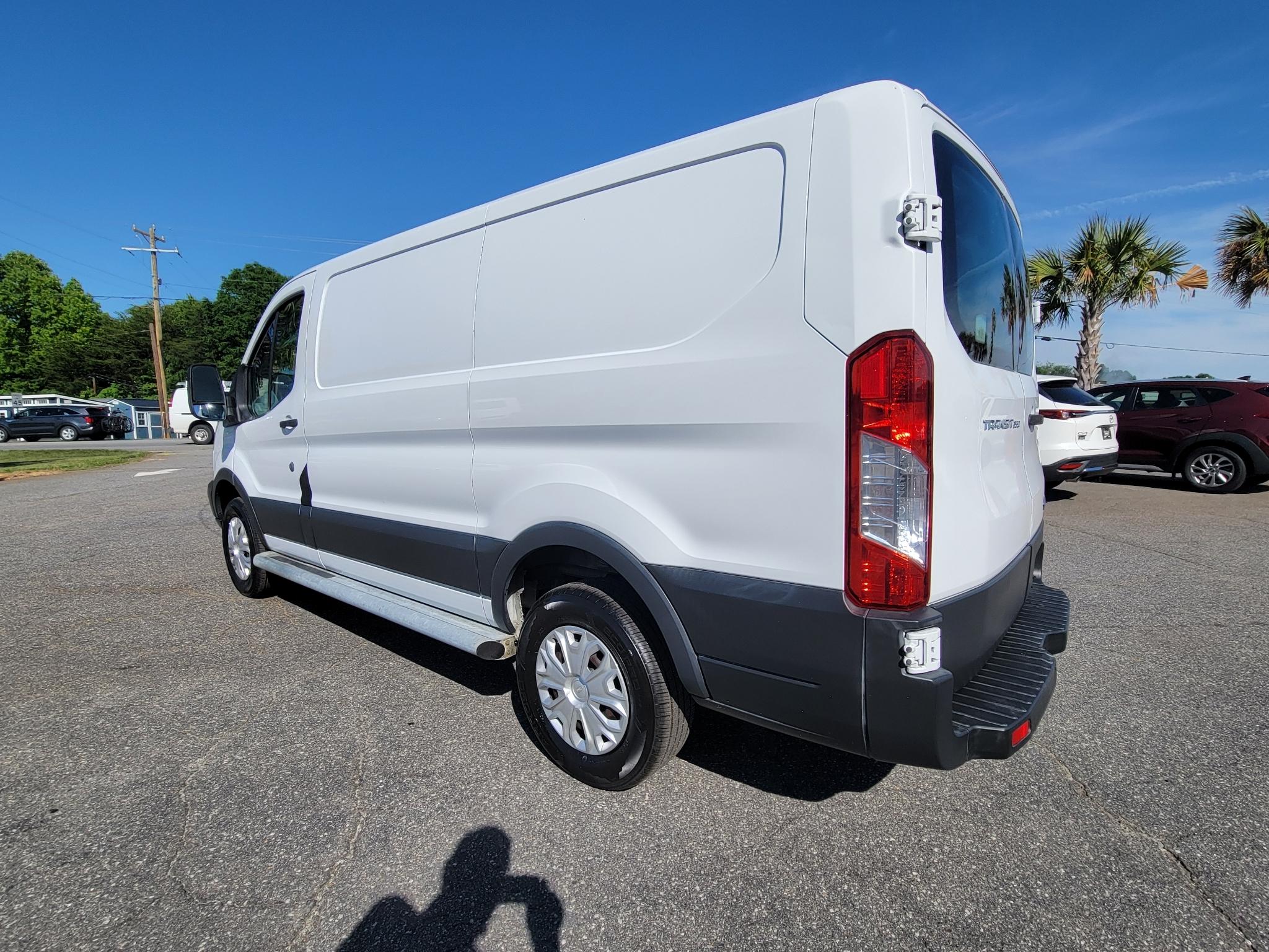 Ford Transit Cargo Van T-250 130" Low Rf 9000 GVWR Swing-Out RH Dr 2015