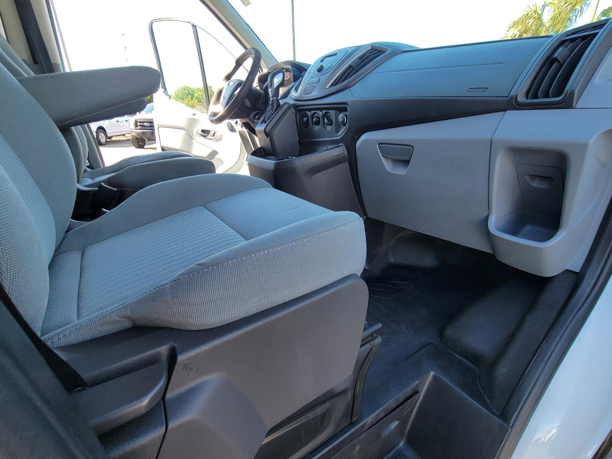 Ford Transit Cargo Van T-250 130" Low Rf 9000 GVWR Swing-Out RH Dr 2015