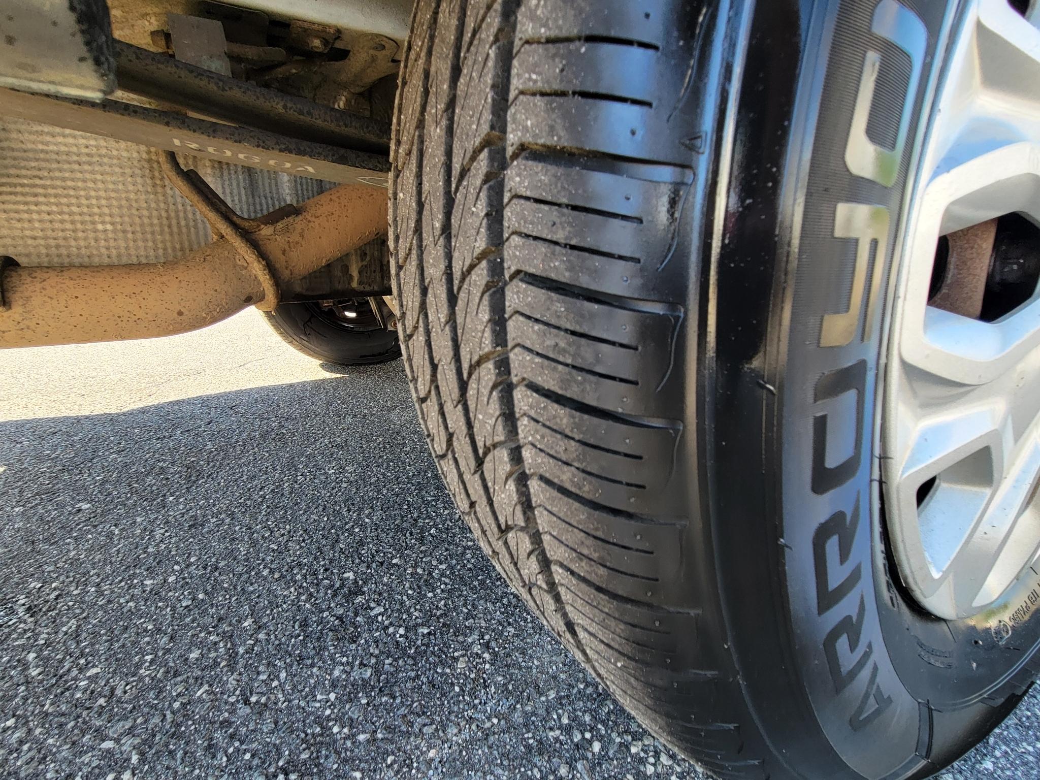 Ford Transit Cargo Van T-250 130" Low Rf 9000 GVWR Swing-Out RH Dr 2015