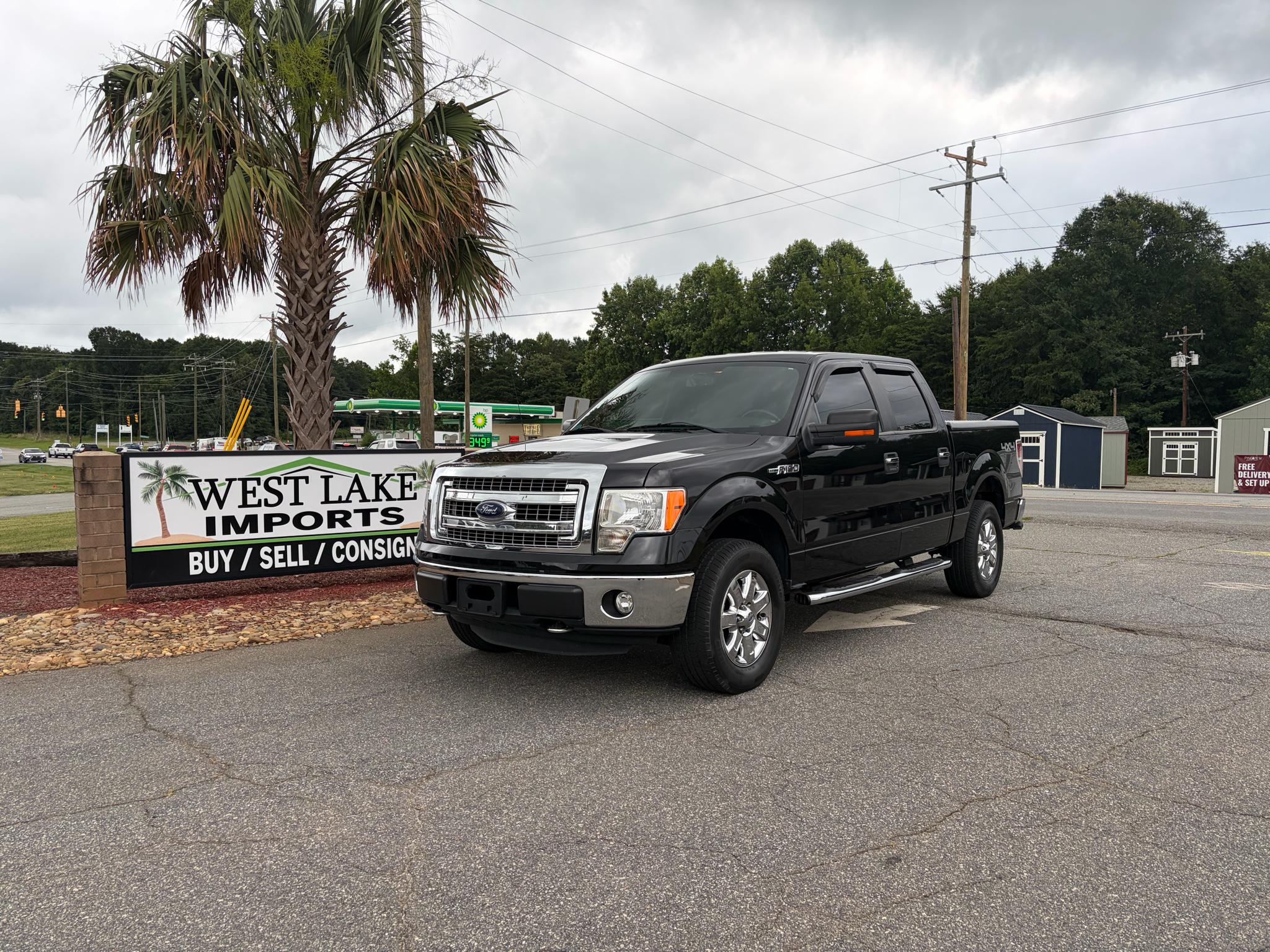 2013 Ford F-150 4WD SuperCrew 145" Limited