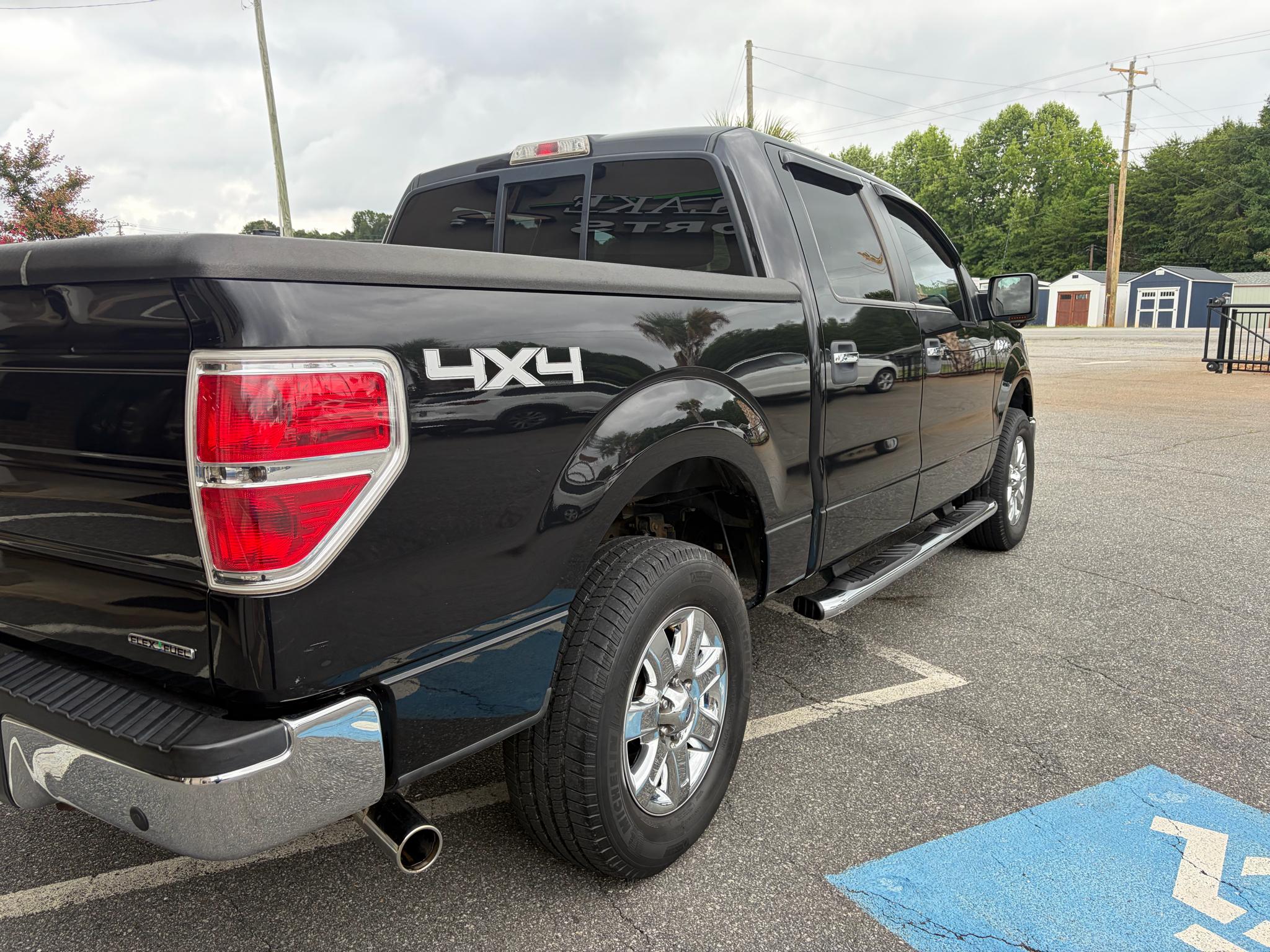 Ford F-150 4WD SuperCrew 145" Limited 2013