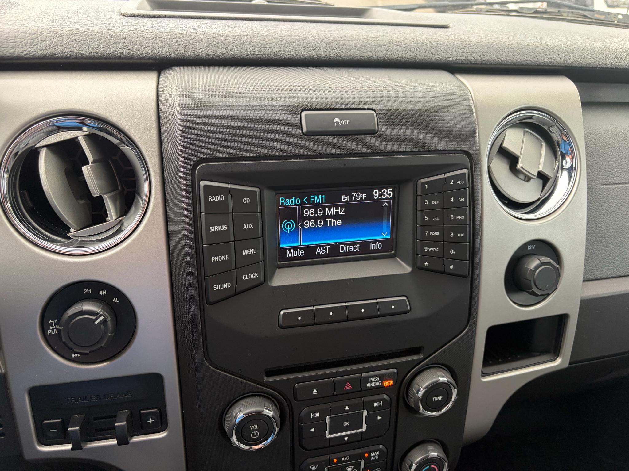 Ford F-150 4WD SuperCrew 145" Limited 2013