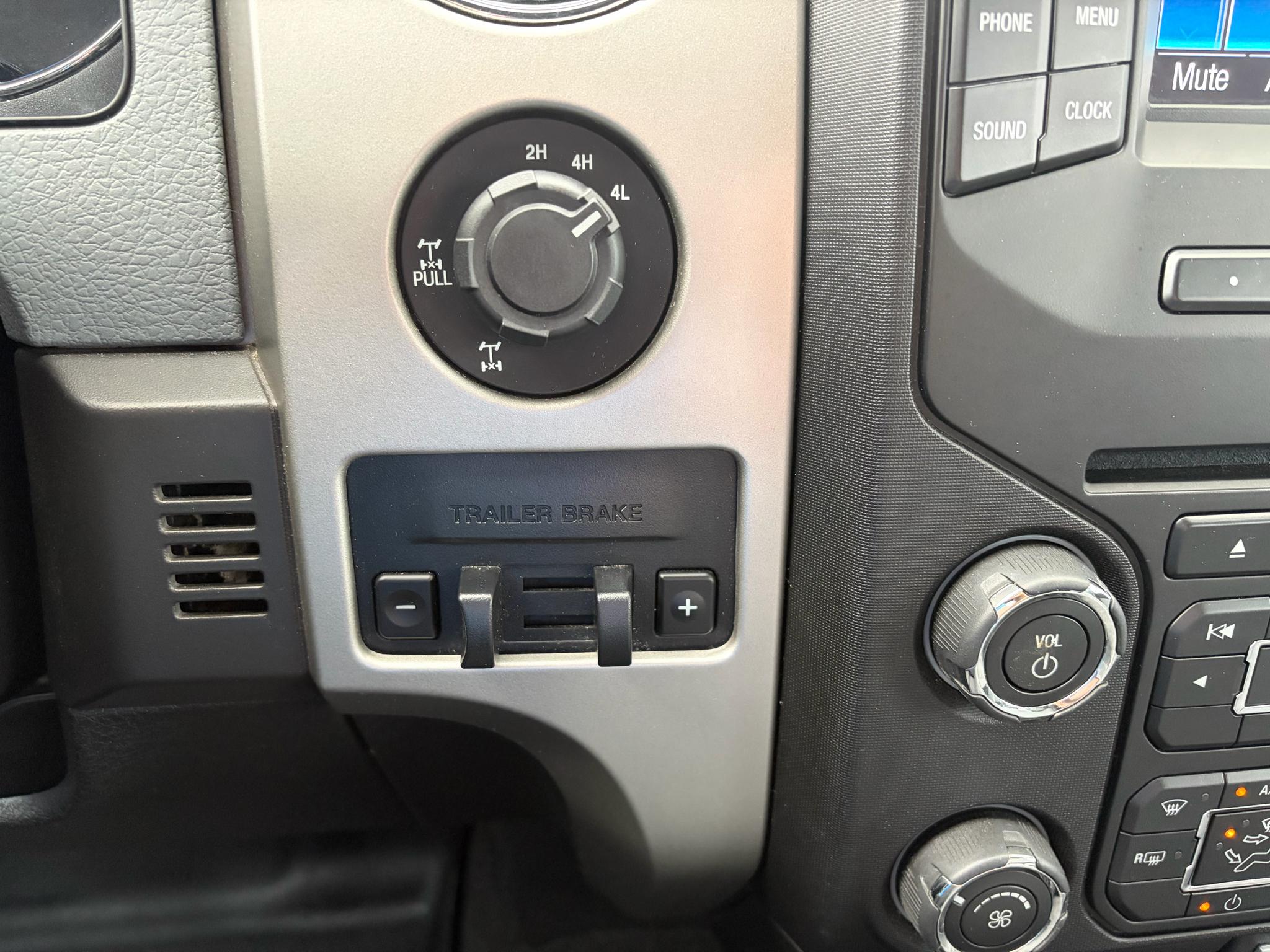 Ford F-150 4WD SuperCrew 145" Limited 2013