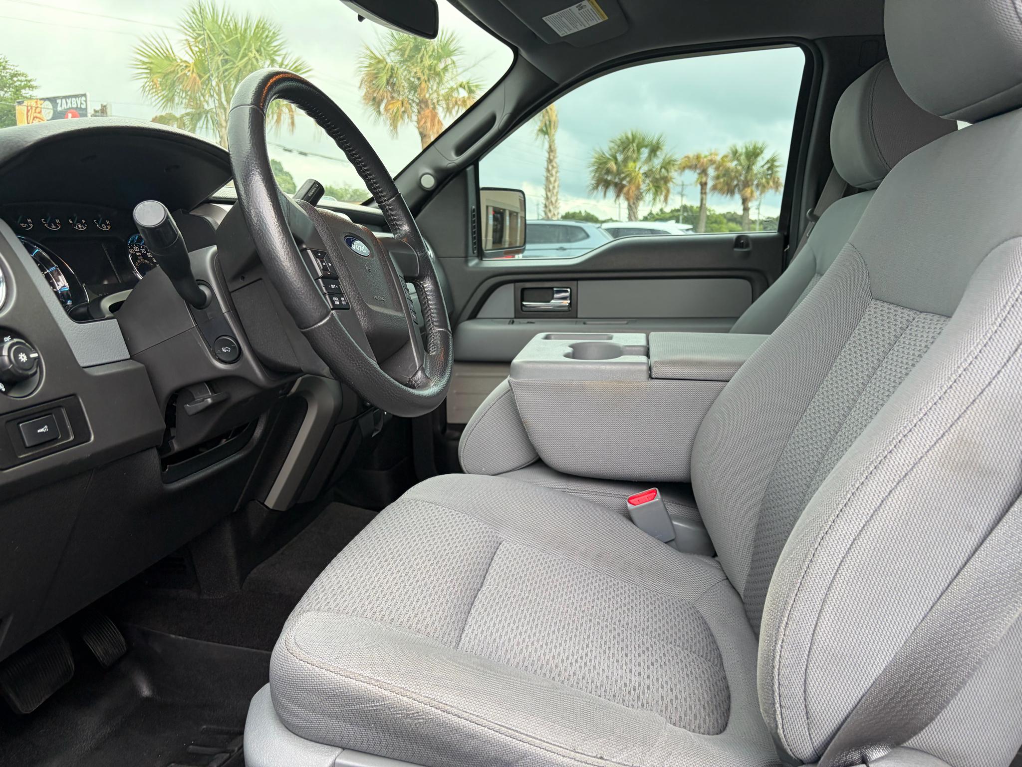 Ford F-150 4WD SuperCrew 145" Limited 2013