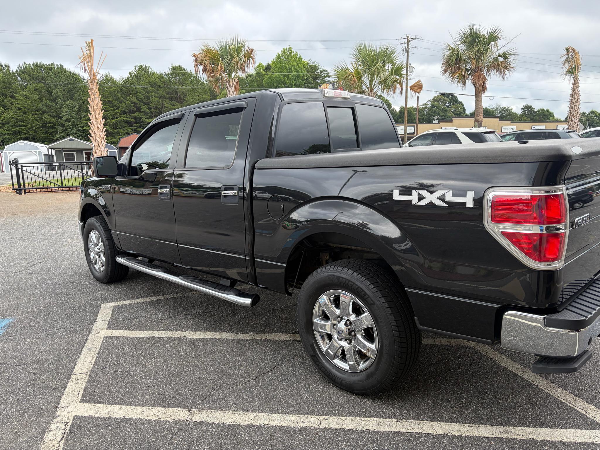 Ford F-150 4WD SuperCrew 145" Limited 2013