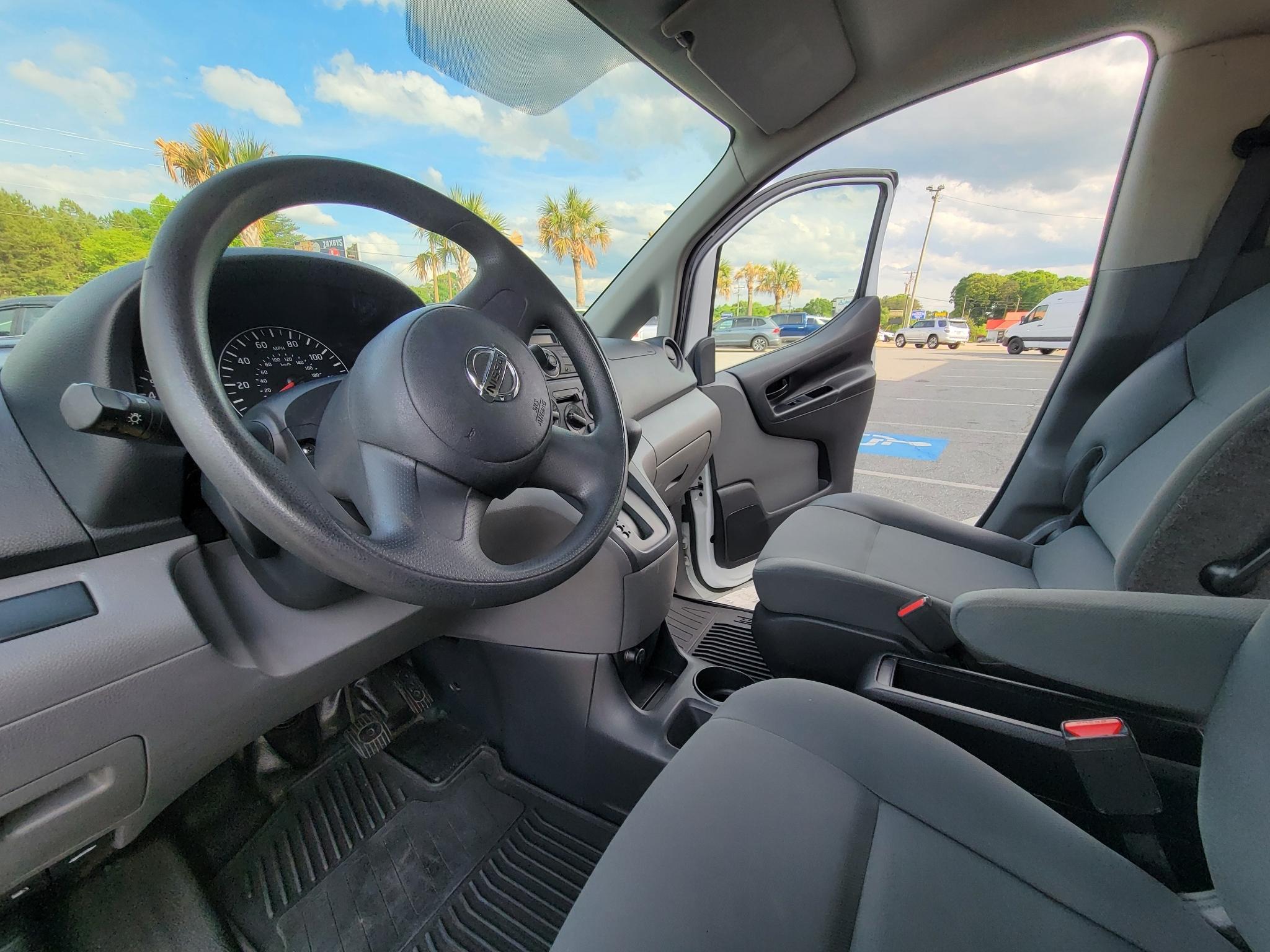 Nissan NV200 I4 S 2015