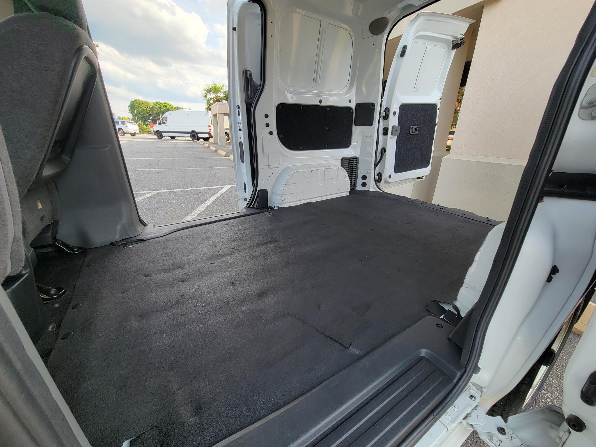 Nissan NV200 I4 S 2015