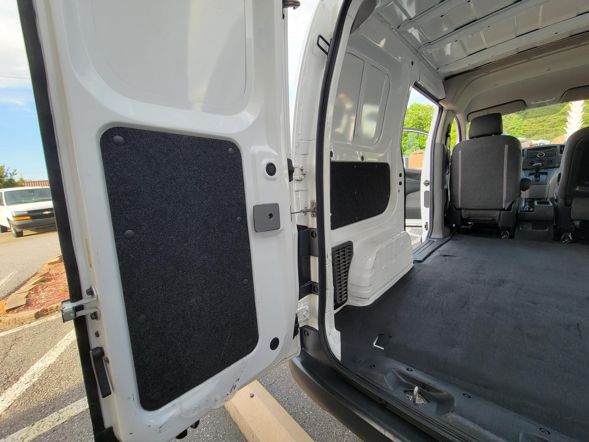 Nissan NV200 I4 S 2015