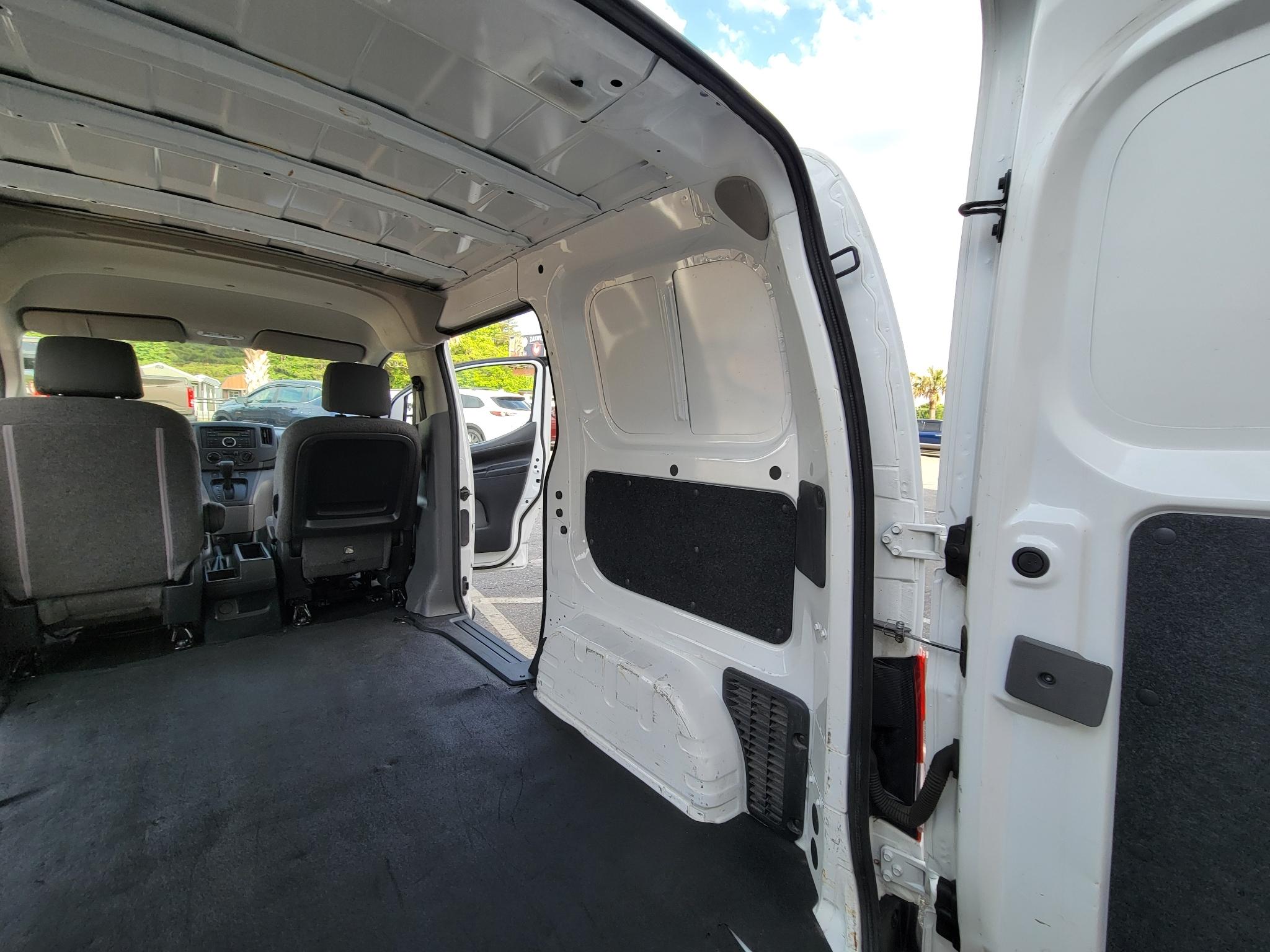 Nissan NV200 I4 S 2015
