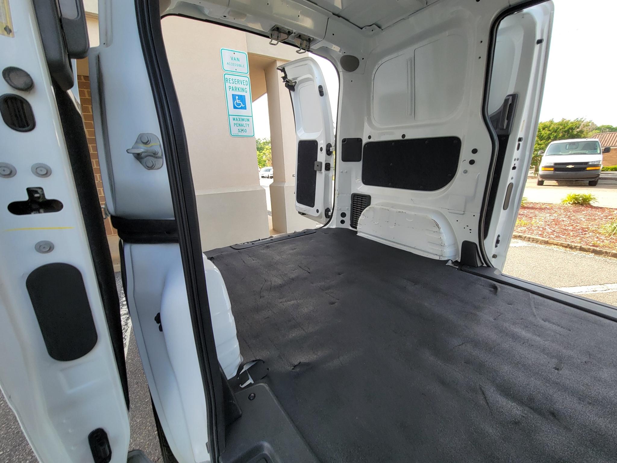 Nissan NV200 I4 S 2015