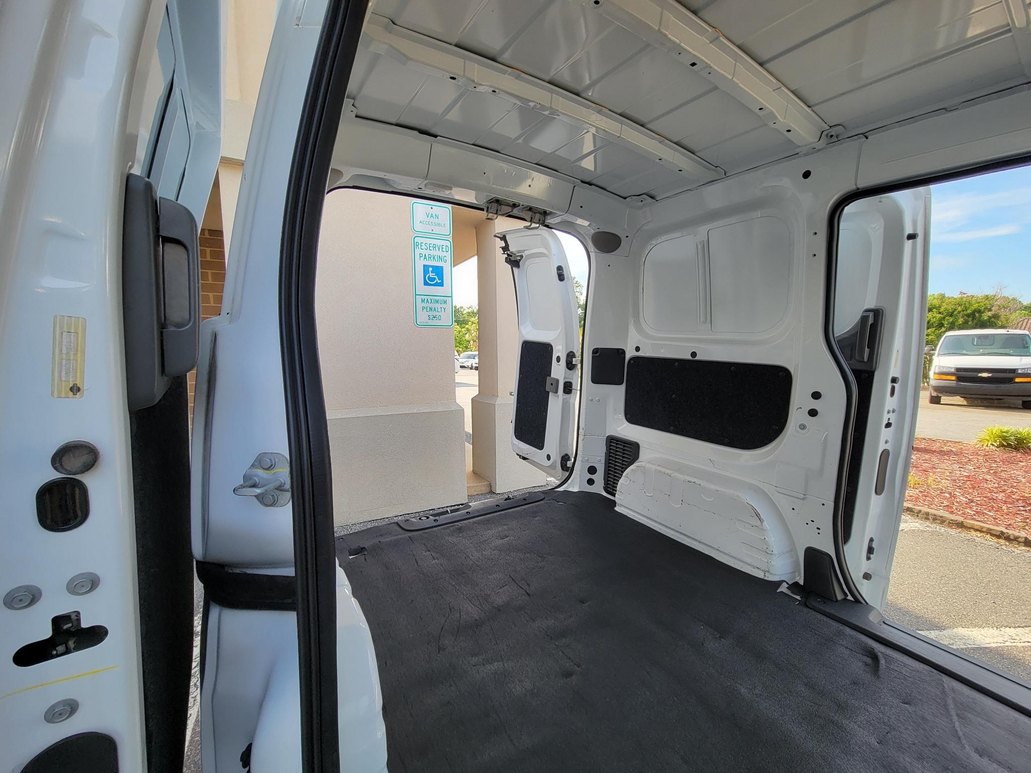 Nissan NV200 I4 S 2015