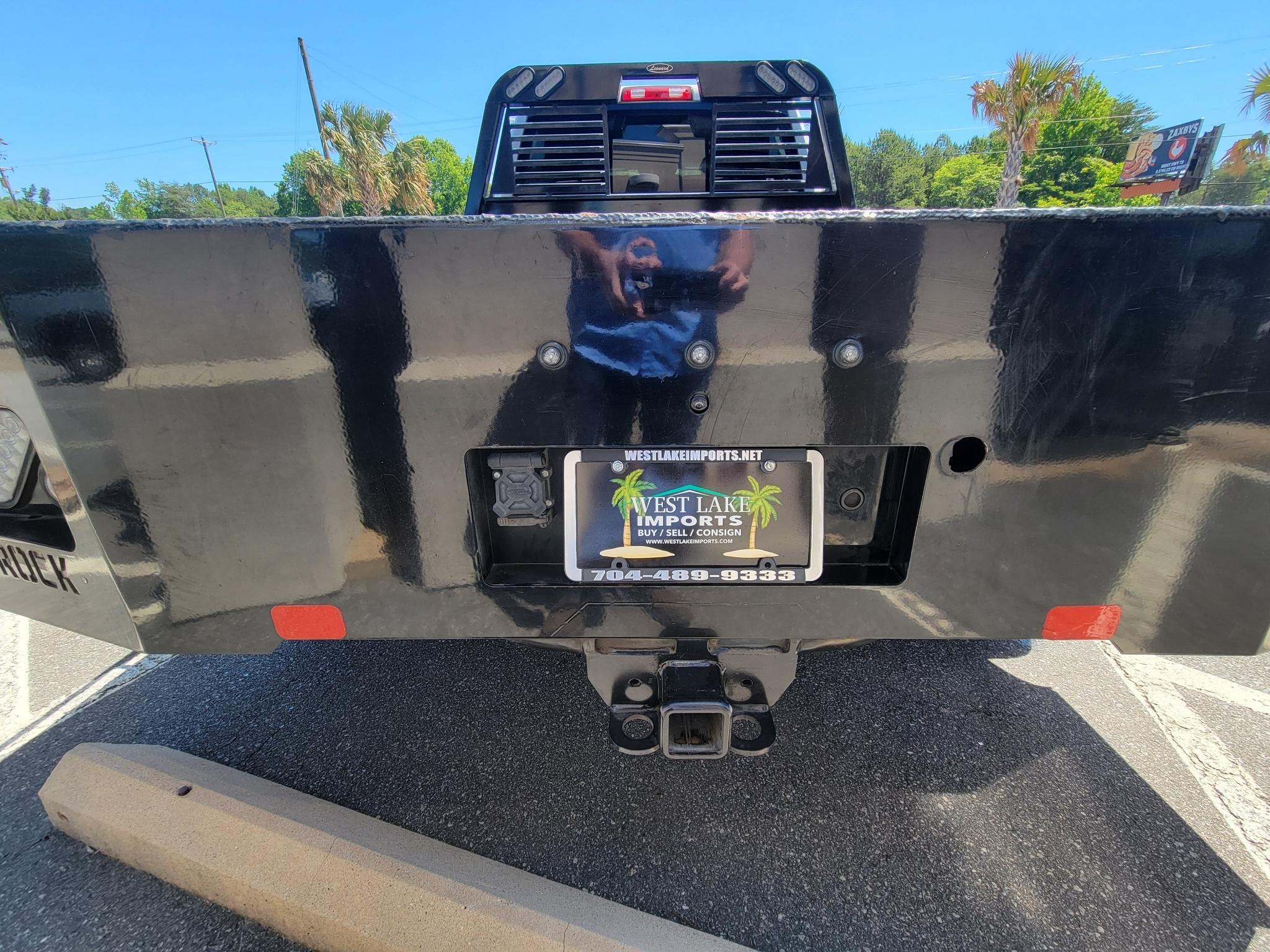 RAM 3500 Tradesman 4x4 Crew Cab 8' Box 2023