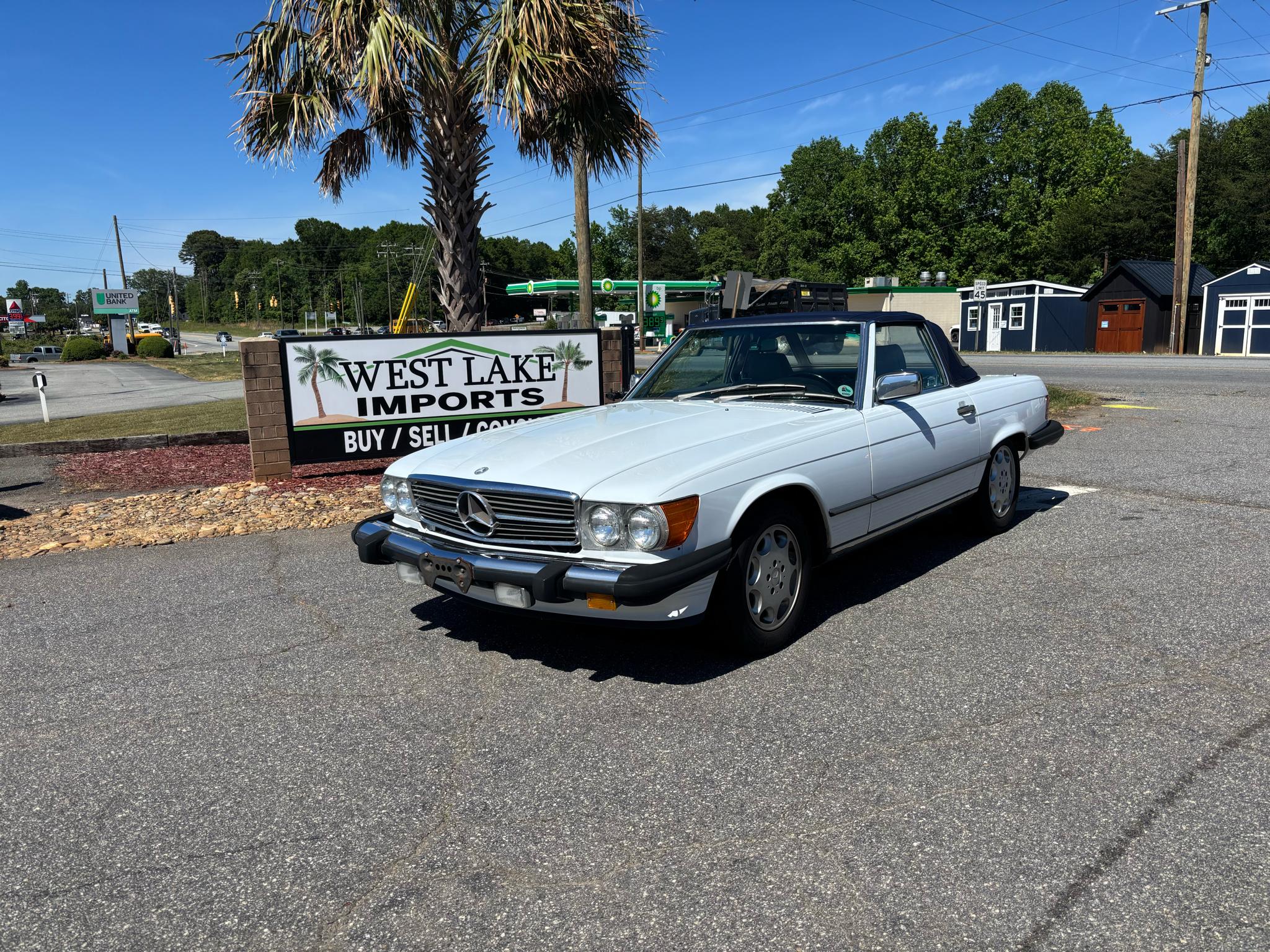 1986 Mercedes-Benz 560 Series 2dr Convertible 560SL