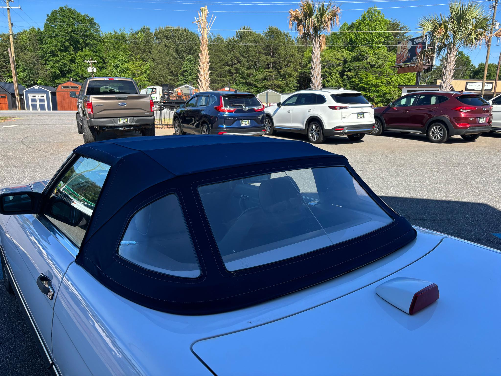 Mercedes-Benz 560 Series 2dr Convertible 560SL 1986
