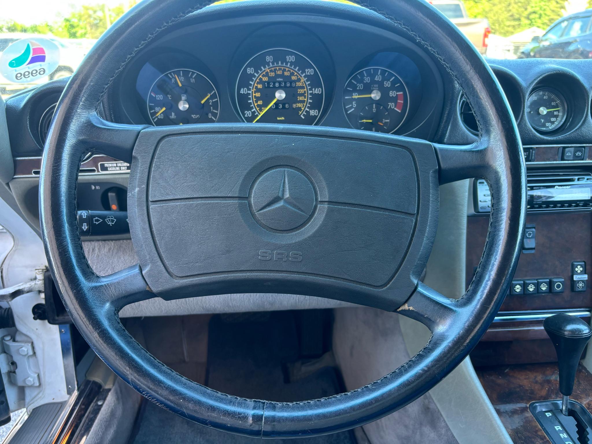 Mercedes-Benz 560 Series 2dr Convertible 560SL 1986