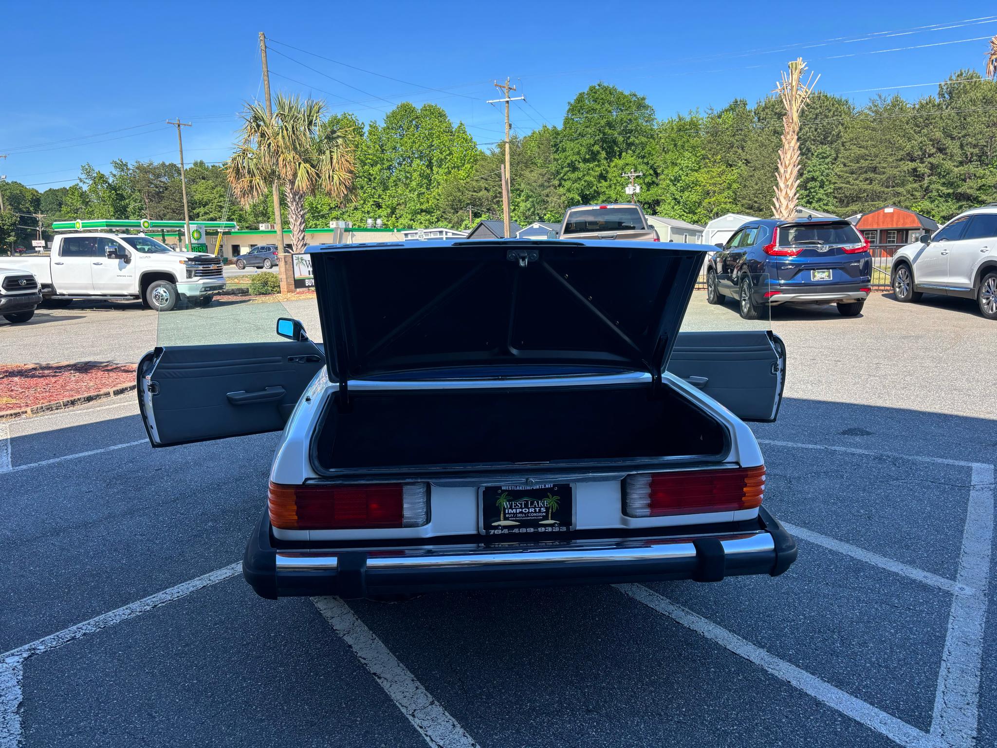 Mercedes-Benz 560 Series 2dr Convertible 560SL 1986
