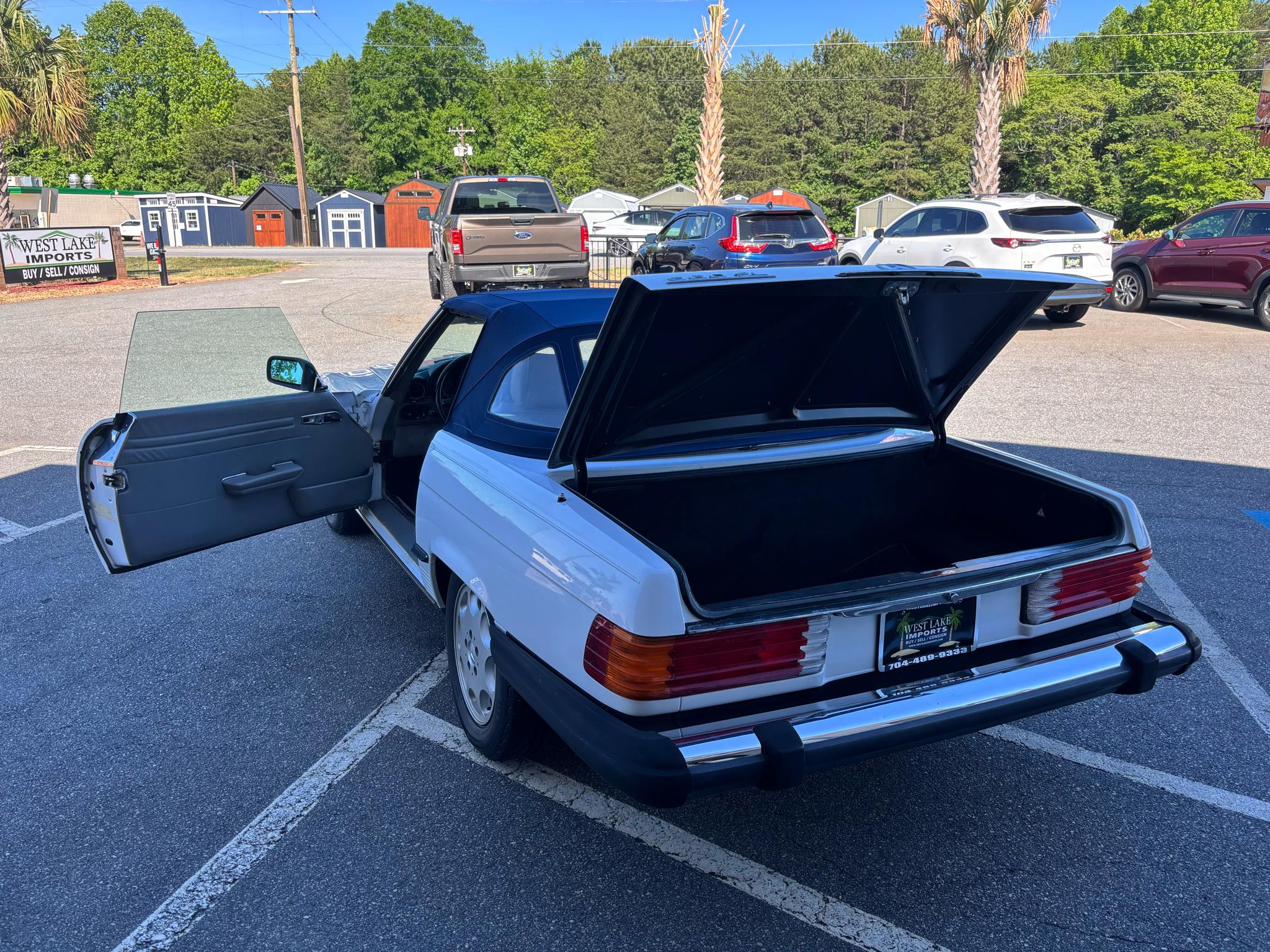 Mercedes-Benz 560 Series 2dr Convertible 560SL 1986