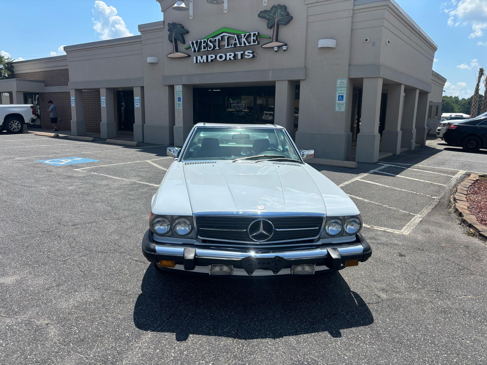 Mercedes-Benz 560 Series 2dr Convertible 560SL 1986