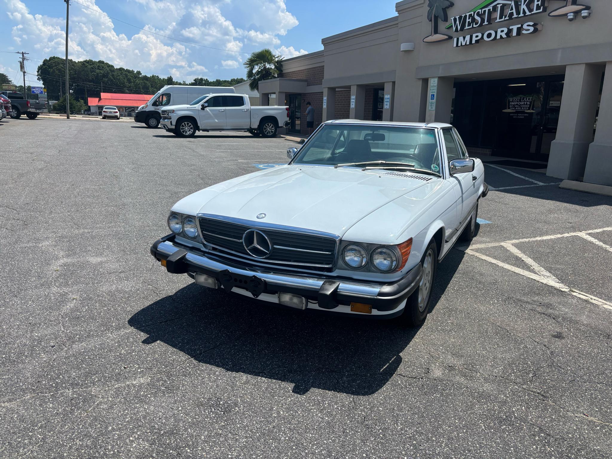 Mercedes-Benz 560 Series 2dr Convertible 560SL 1986