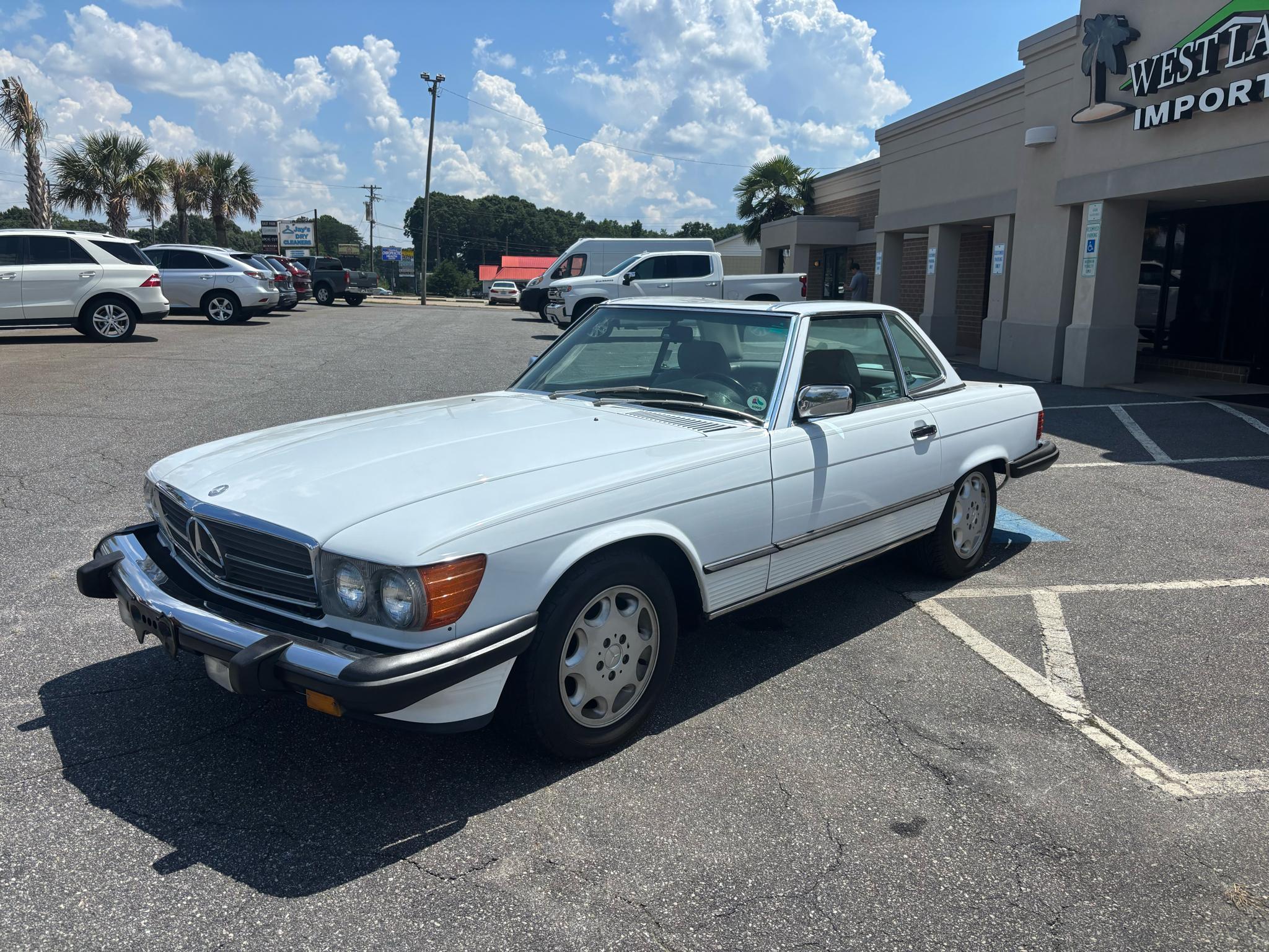 Mercedes-Benz 560 Series 2dr Convertible 560SL 1986