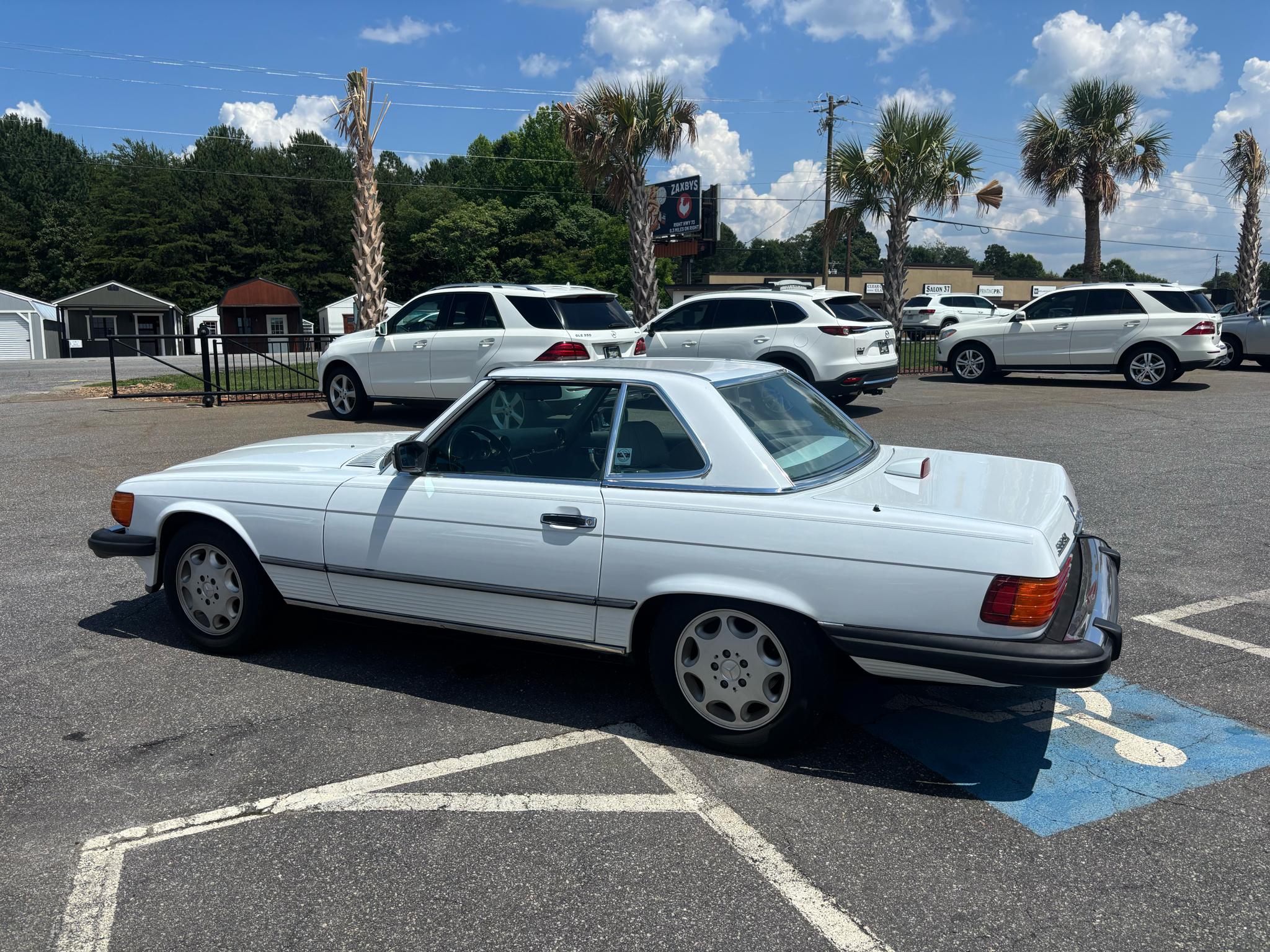 Mercedes-Benz 560 Series 2dr Convertible 560SL 1986