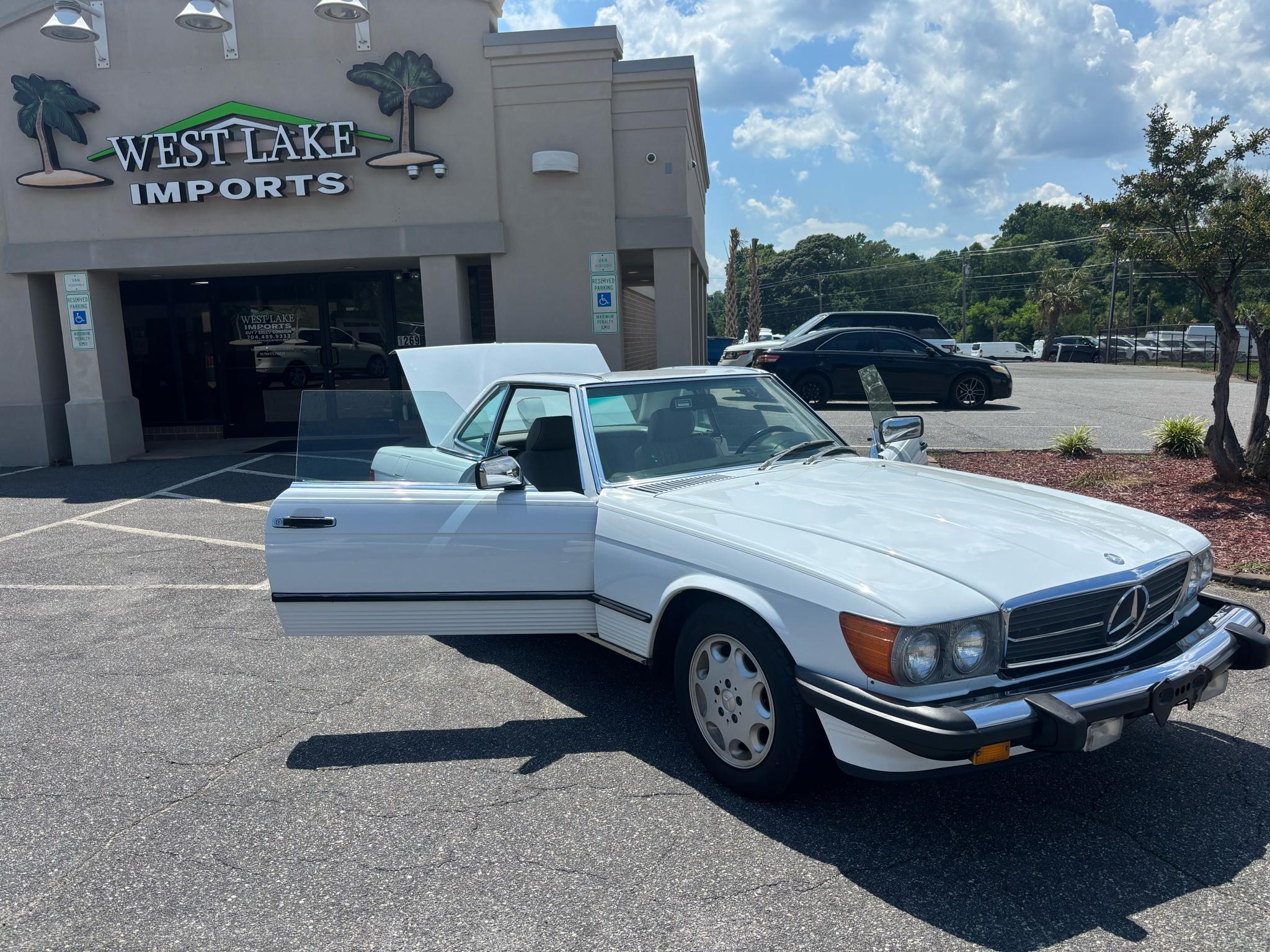 Mercedes-Benz 560 Series 2dr Convertible 560SL 1986