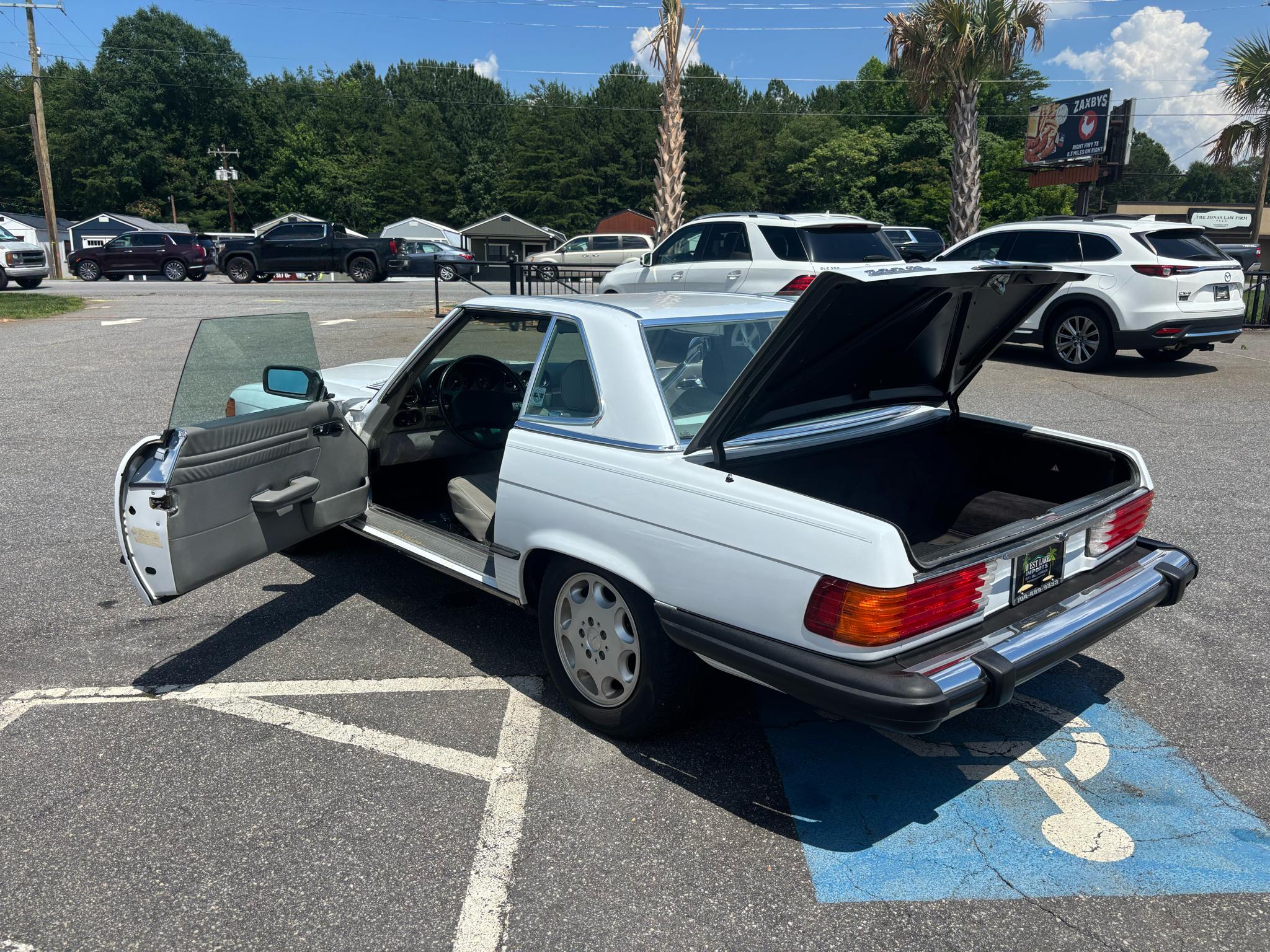 Mercedes-Benz 560 Series 2dr Convertible 560SL 1986