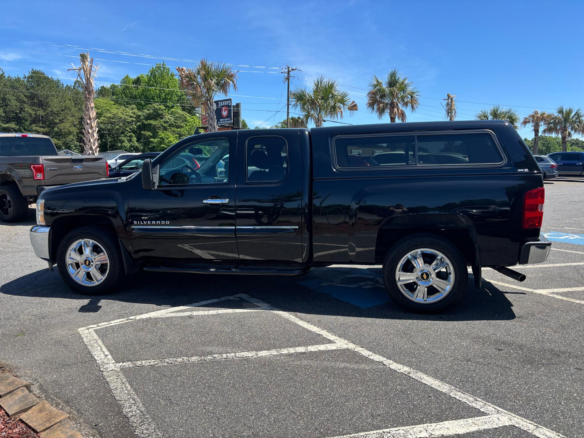 Chevrolet Silverado 1500 4WD Ext Cab 143.5" LT 2013