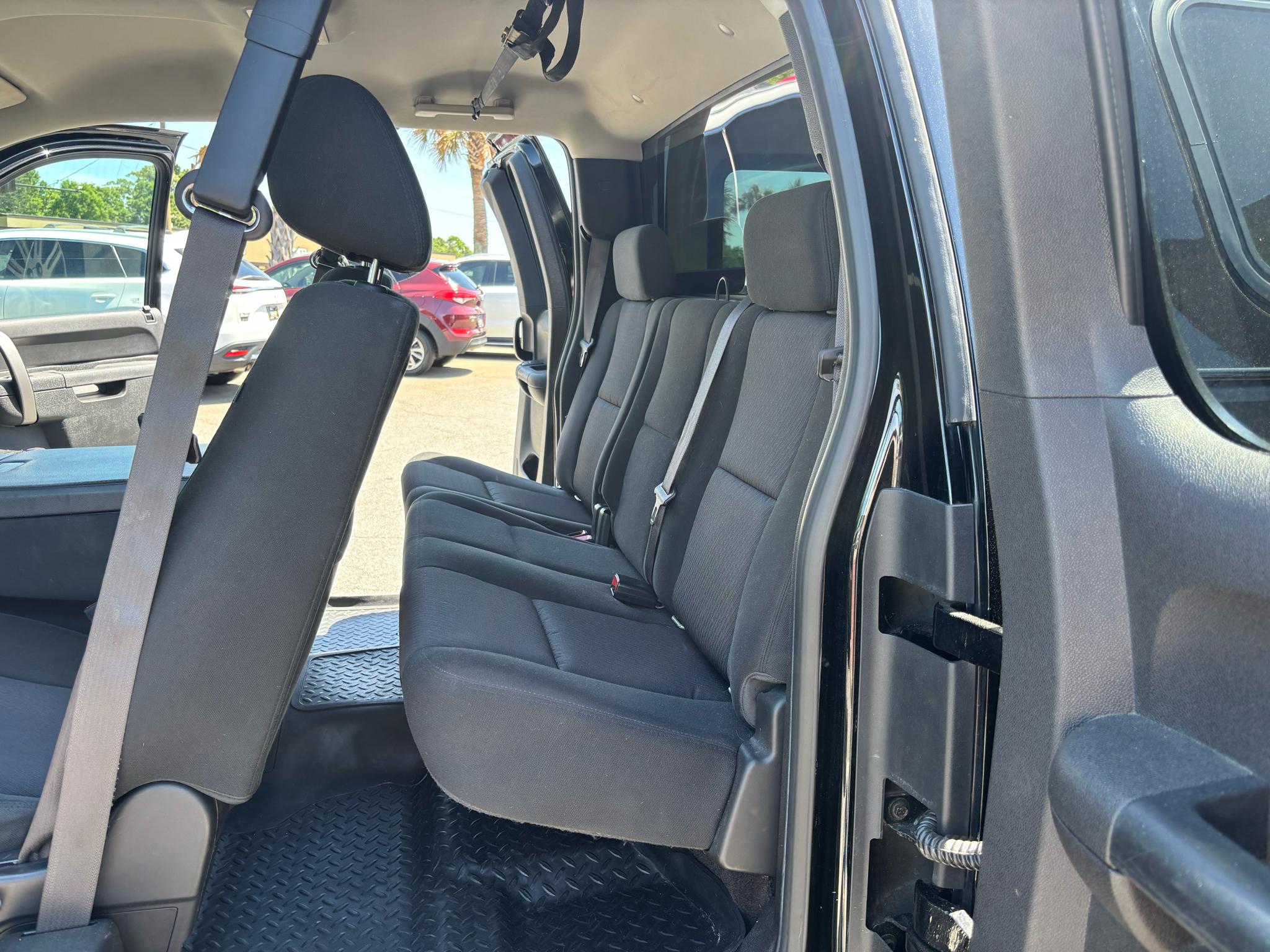 Chevrolet Silverado 1500 4WD Ext Cab 143.5" LT 2013