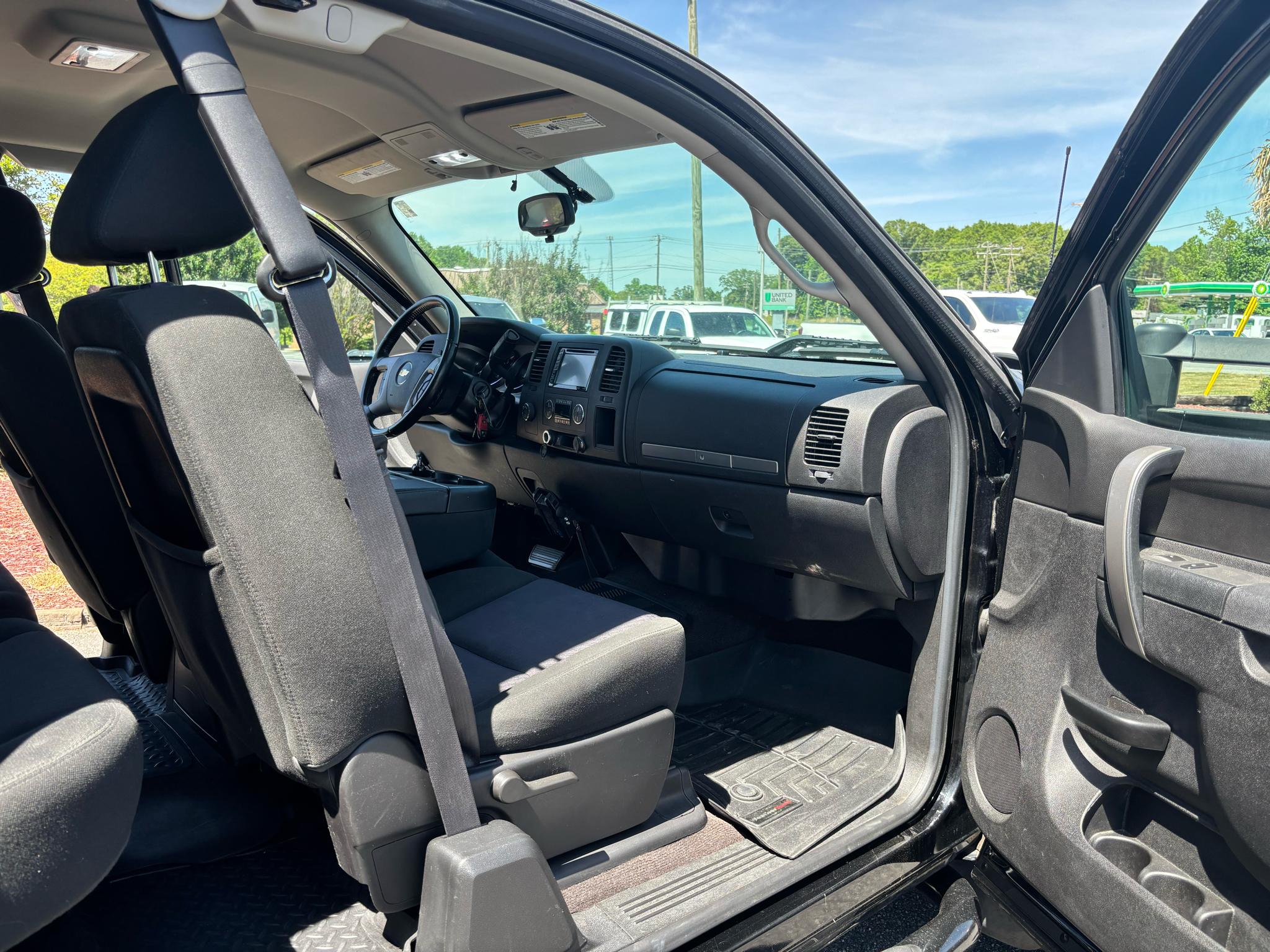 Chevrolet Silverado 1500 4WD Ext Cab 143.5" LT 2013