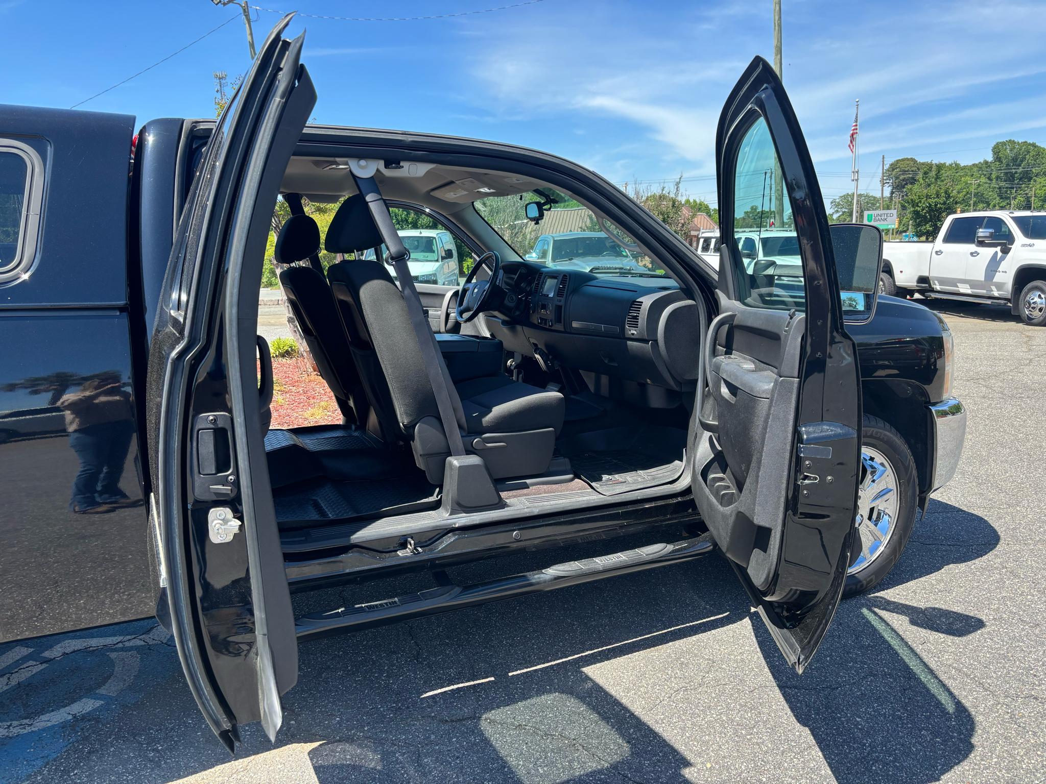 Chevrolet Silverado 1500 4WD Ext Cab 143.5" LT 2013