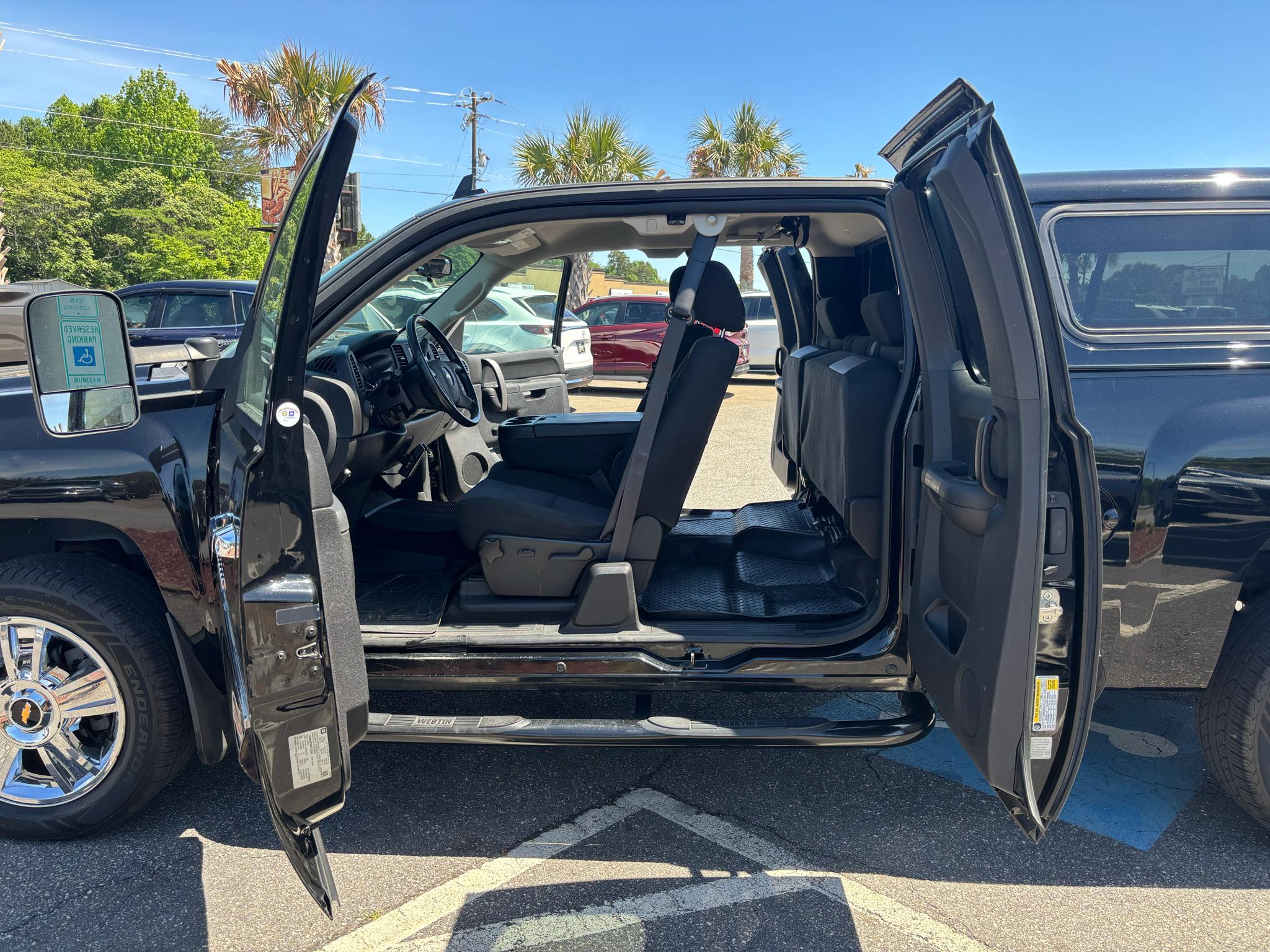 Chevrolet Silverado 1500 4WD Ext Cab 143.5" LT 2013