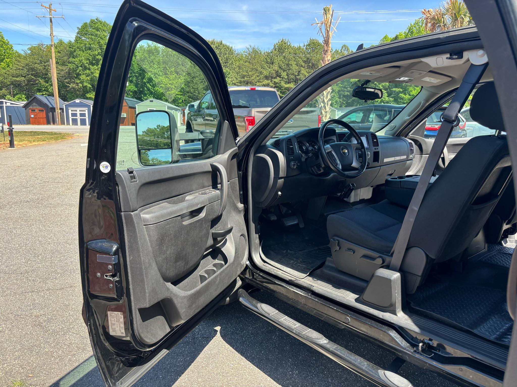 Chevrolet Silverado 1500 4WD Ext Cab 143.5" LT 2013