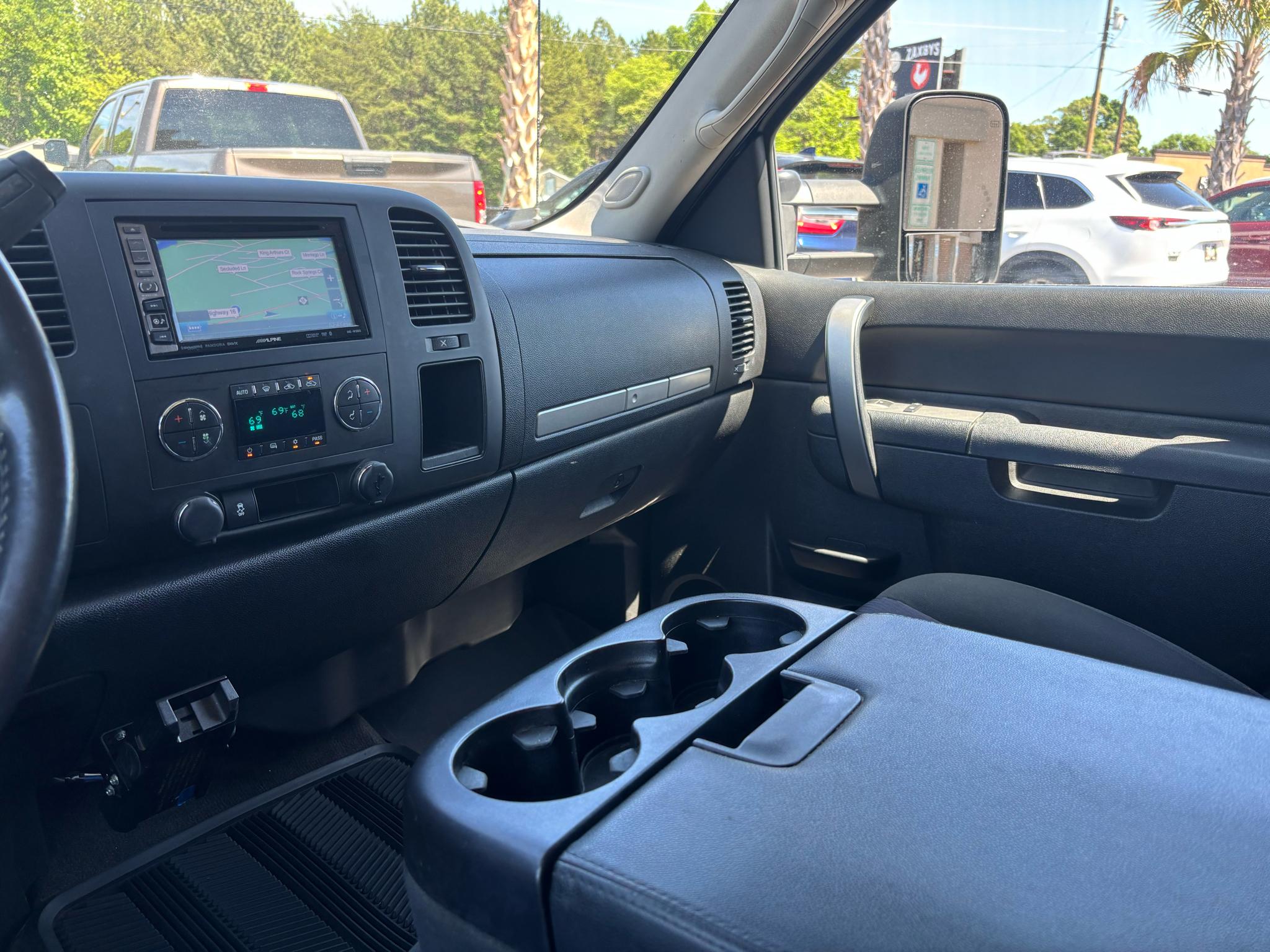 Chevrolet Silverado 1500 4WD Ext Cab 143.5" LT 2013