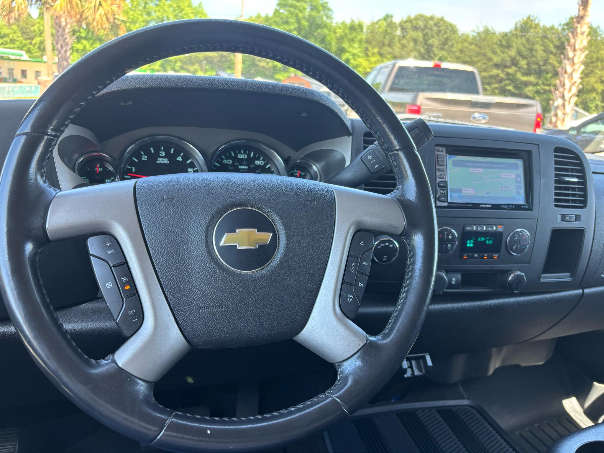 Chevrolet Silverado 1500 4WD Ext Cab 143.5" LT 2013