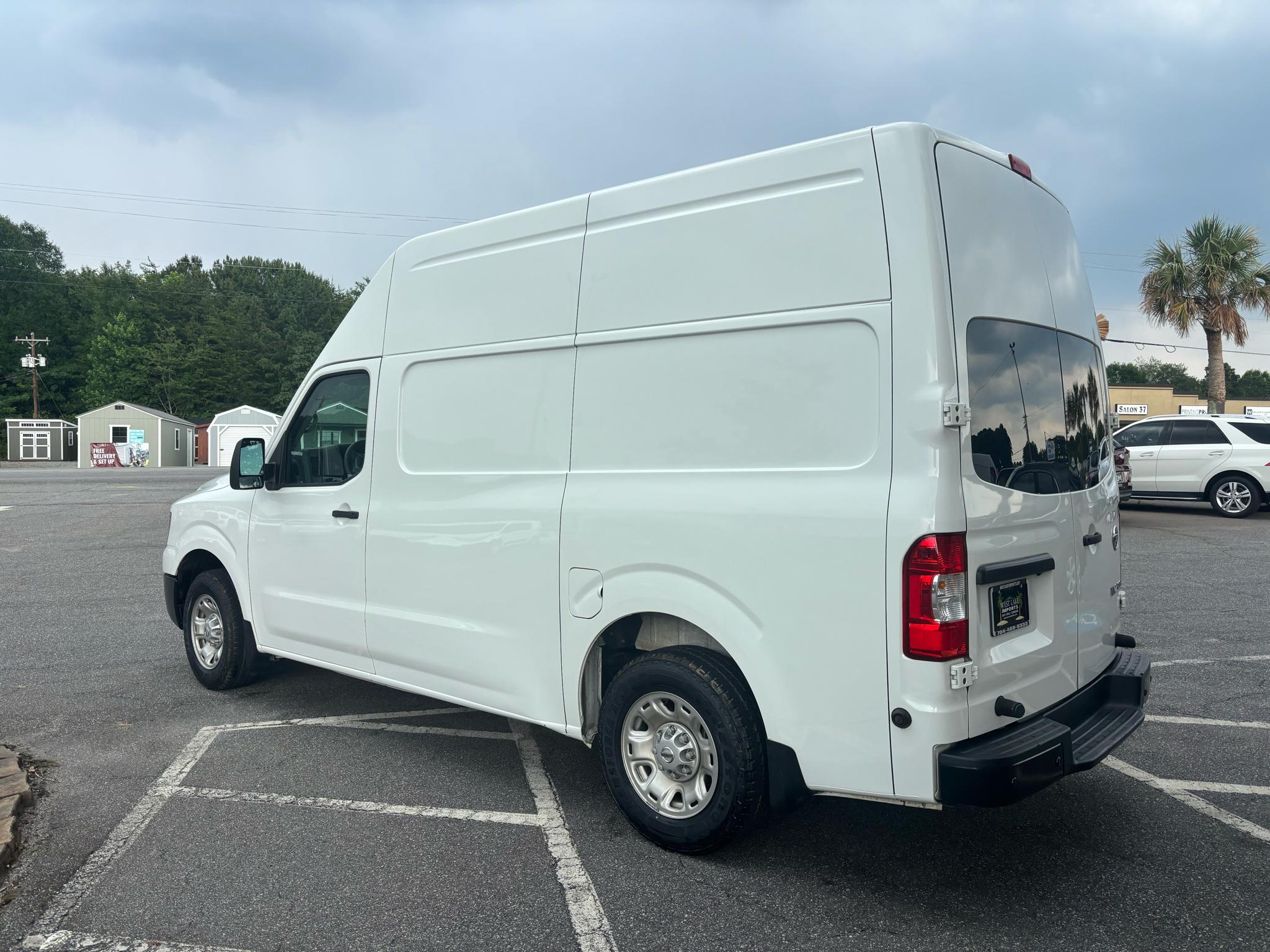 Nissan NV Cargo NV2500 HD High Roof V6 SV 2021