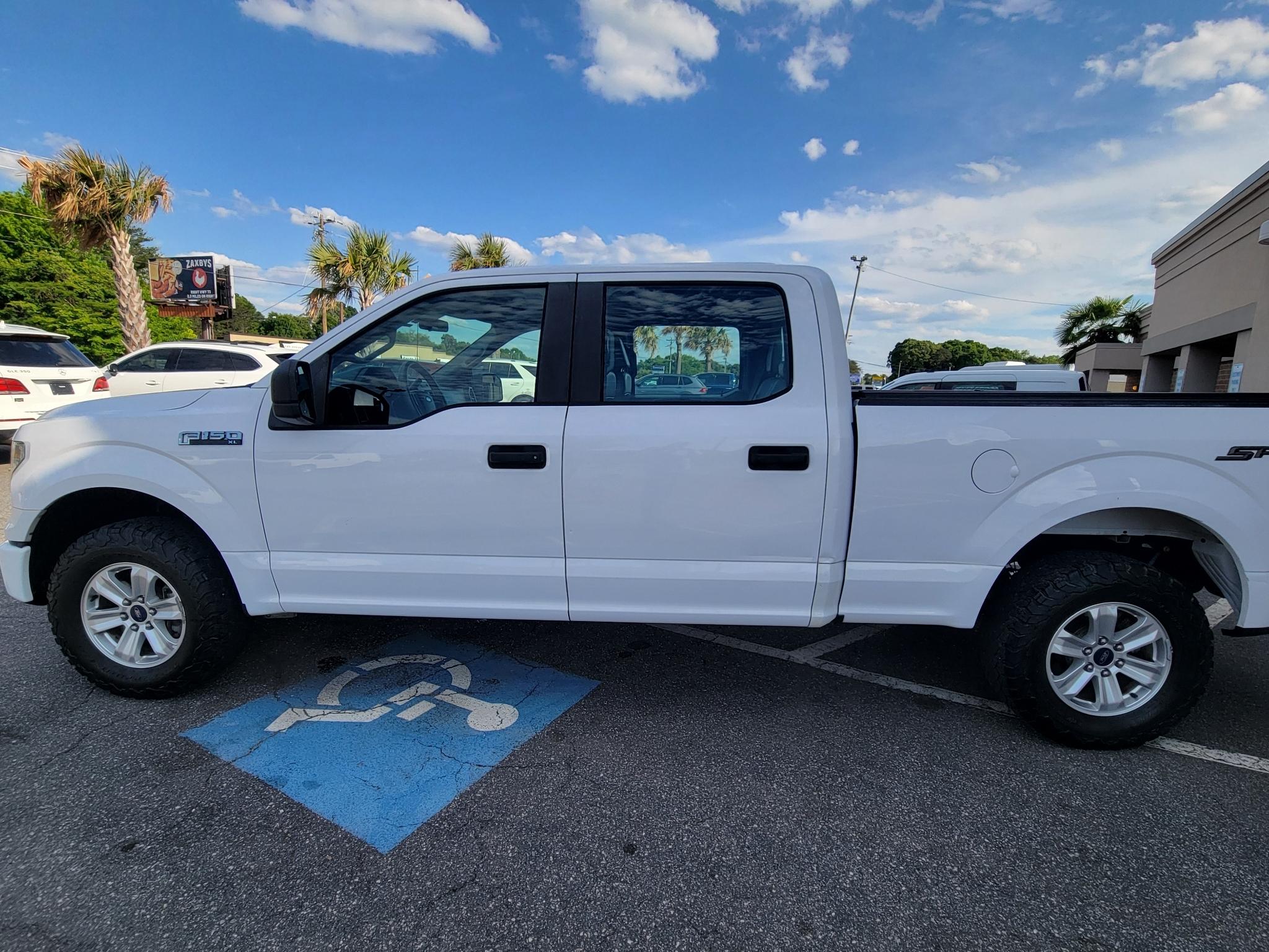 Ford F-150 4WD SuperCrew 139" XL 2016