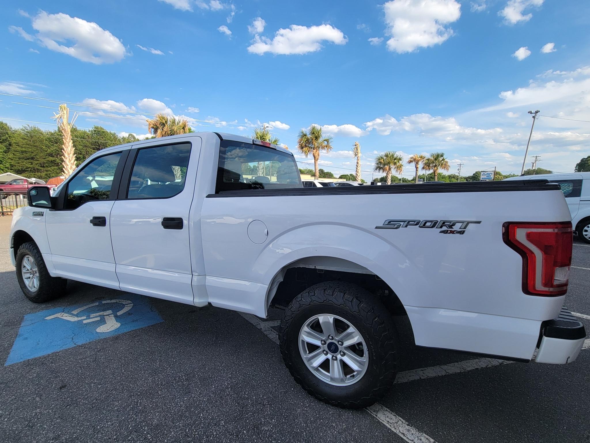 Ford F-150 4WD SuperCrew 139" XL 2016