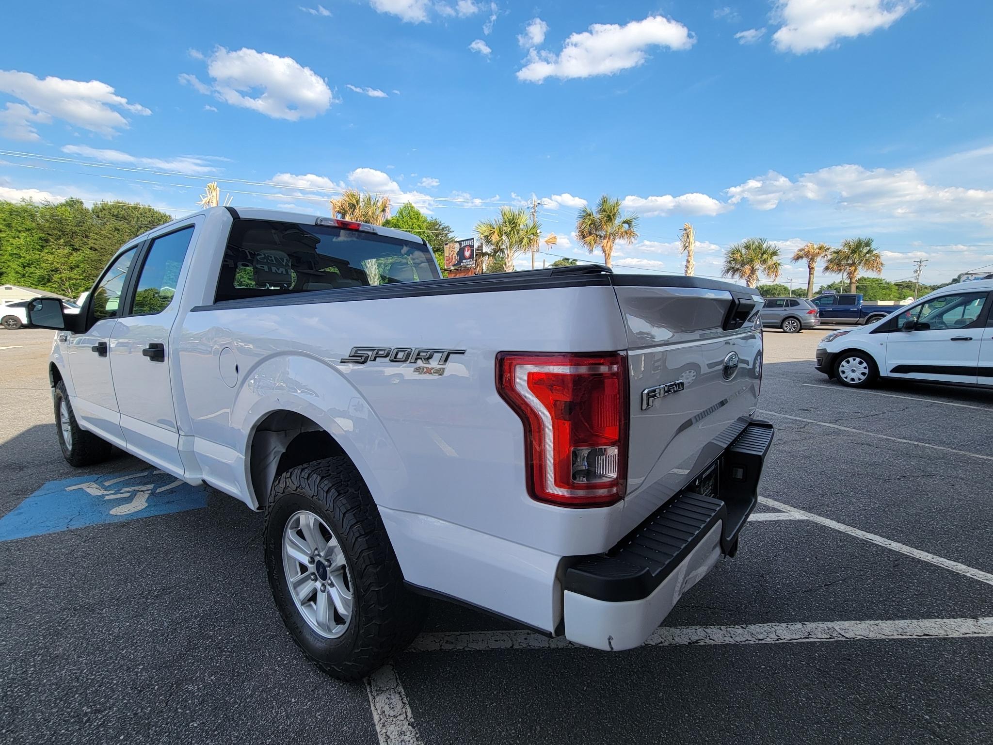Ford F-150 4WD SuperCrew 139" XL 2016