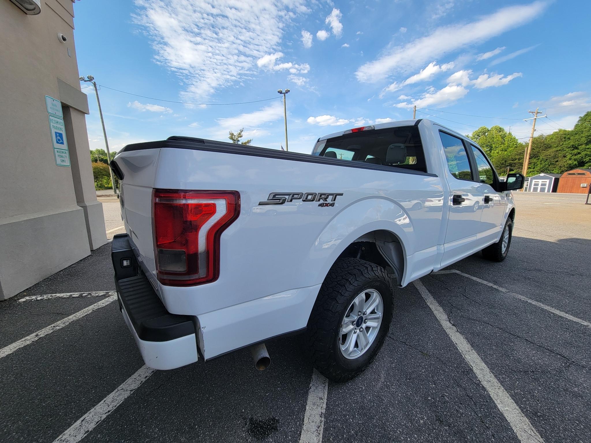 Ford F-150 4WD SuperCrew 139" XL 2016